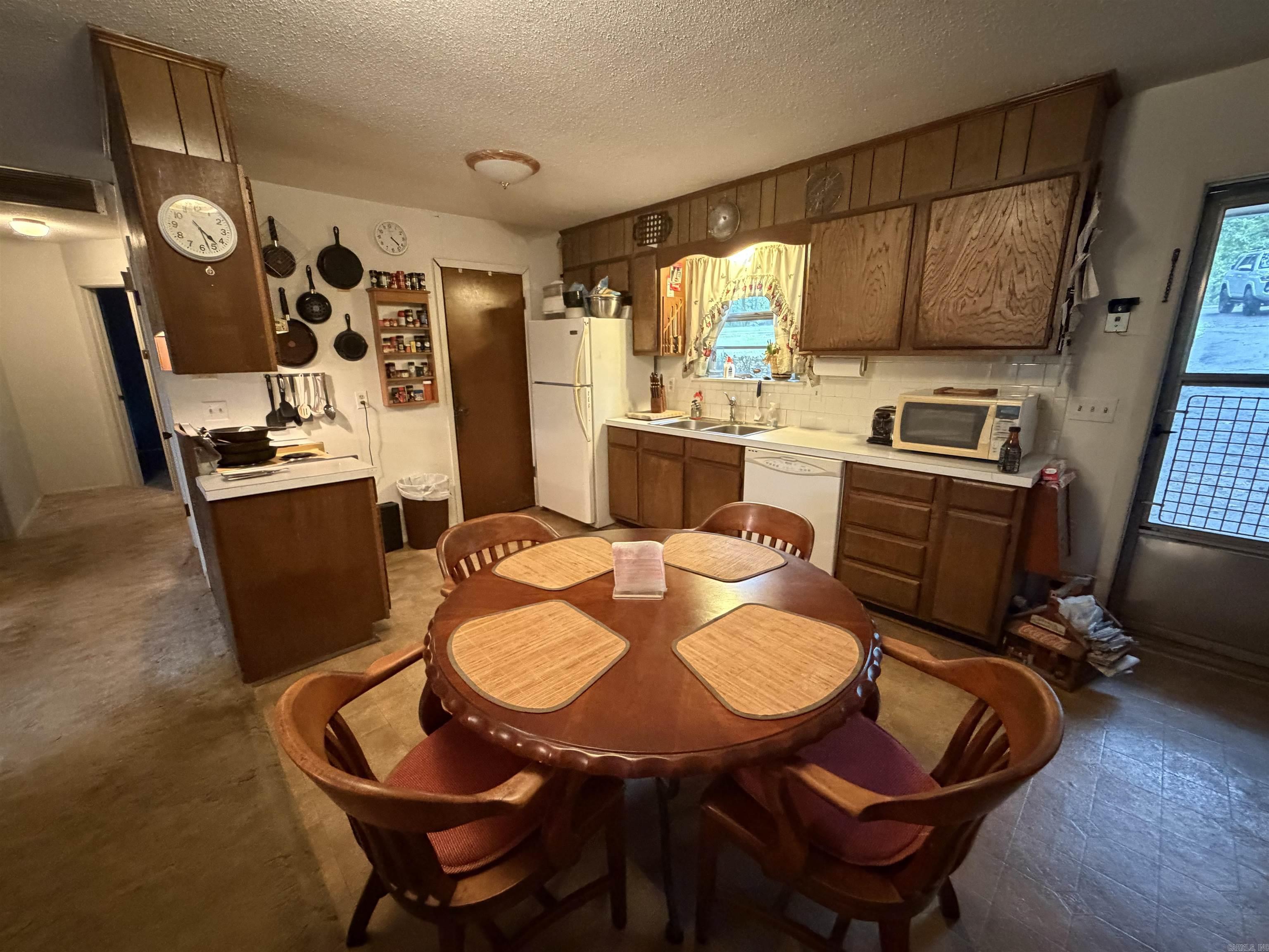 Lake Harbor Estates - Residential