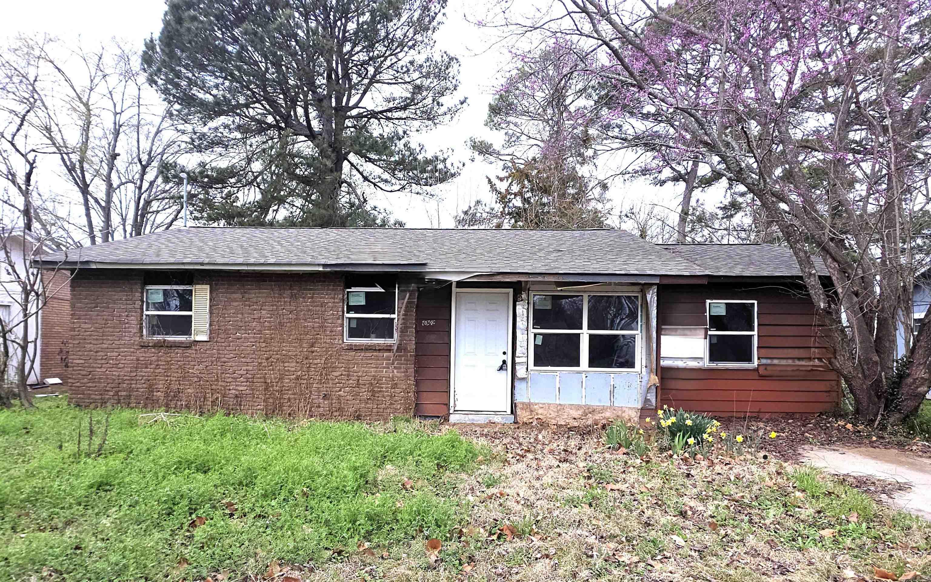 This 3-bedroom, 2-bath home is approximately 80% remodeled and ready for the next owner to bring it across the finish line. Major updates have already been started, offering a great head start while still allowing you to choose the final touches and finishes to match your style. The home features a spacious layout, comfortable living areas, and plenty of potential to add value. Whether you’re an investor, flipper, or buyer looking to build equity, this property presents a fantastic opportunity to complete the transformation and make it your own. Schedule your showing today and imagine the possibilities! Square footage is approximate. Recommend measuring square footage for accuracy. New windows throughout!