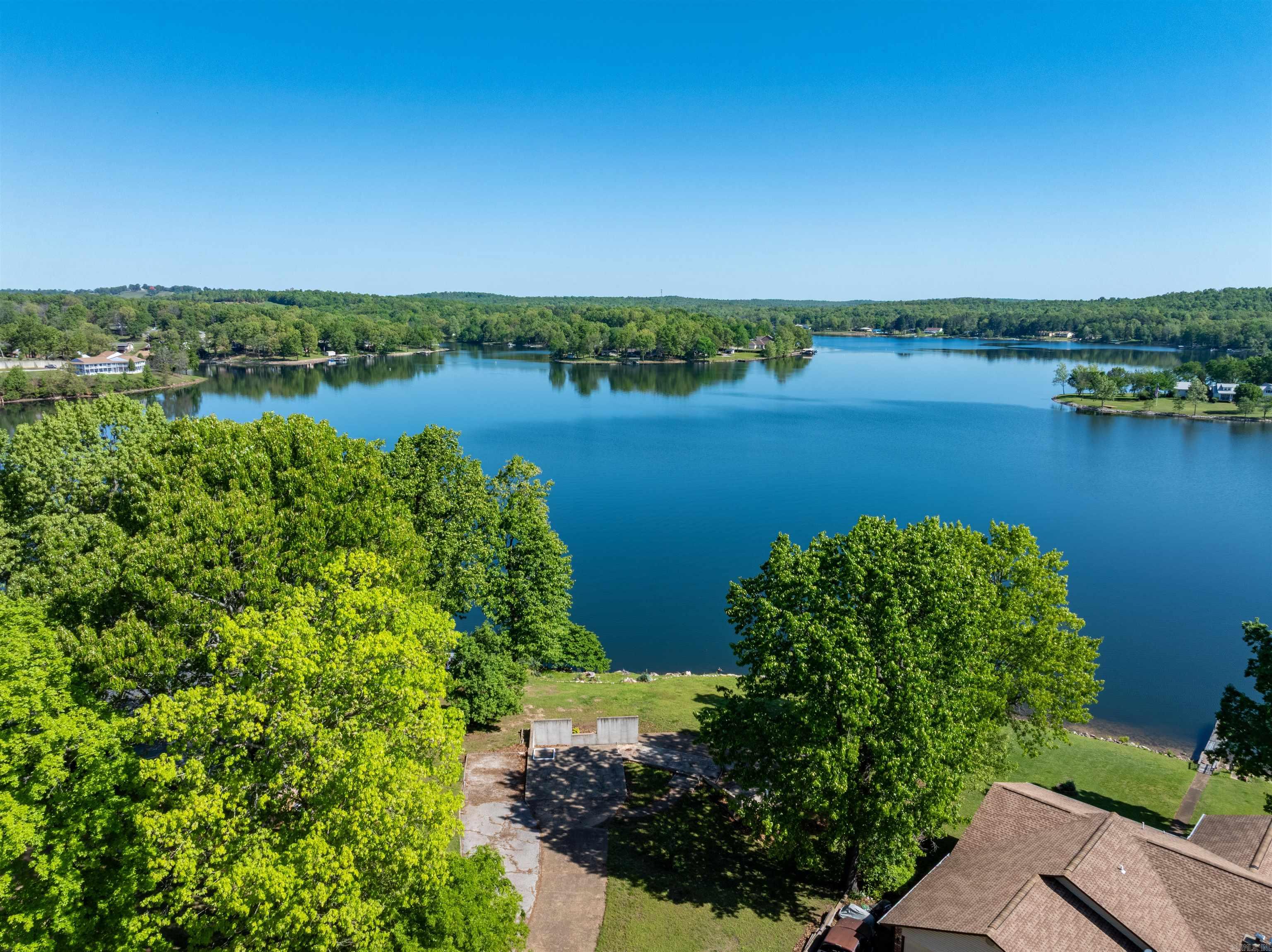 CROWN VIEW - Land