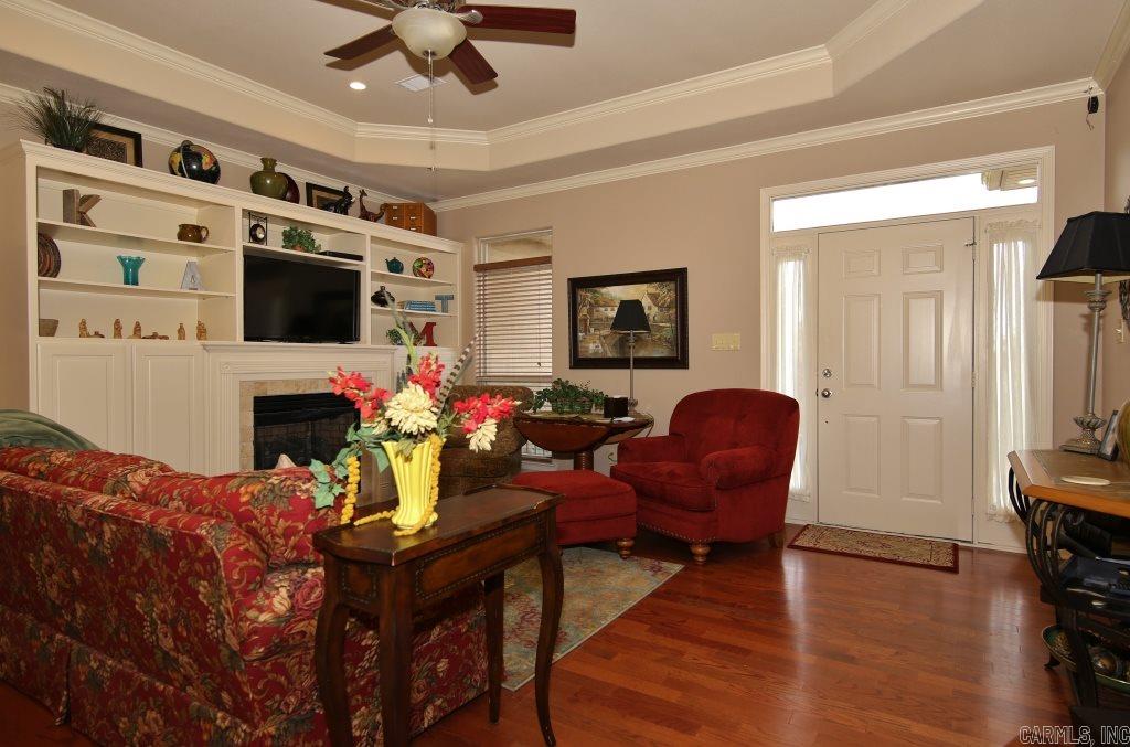 OAKBROOKE - Residential