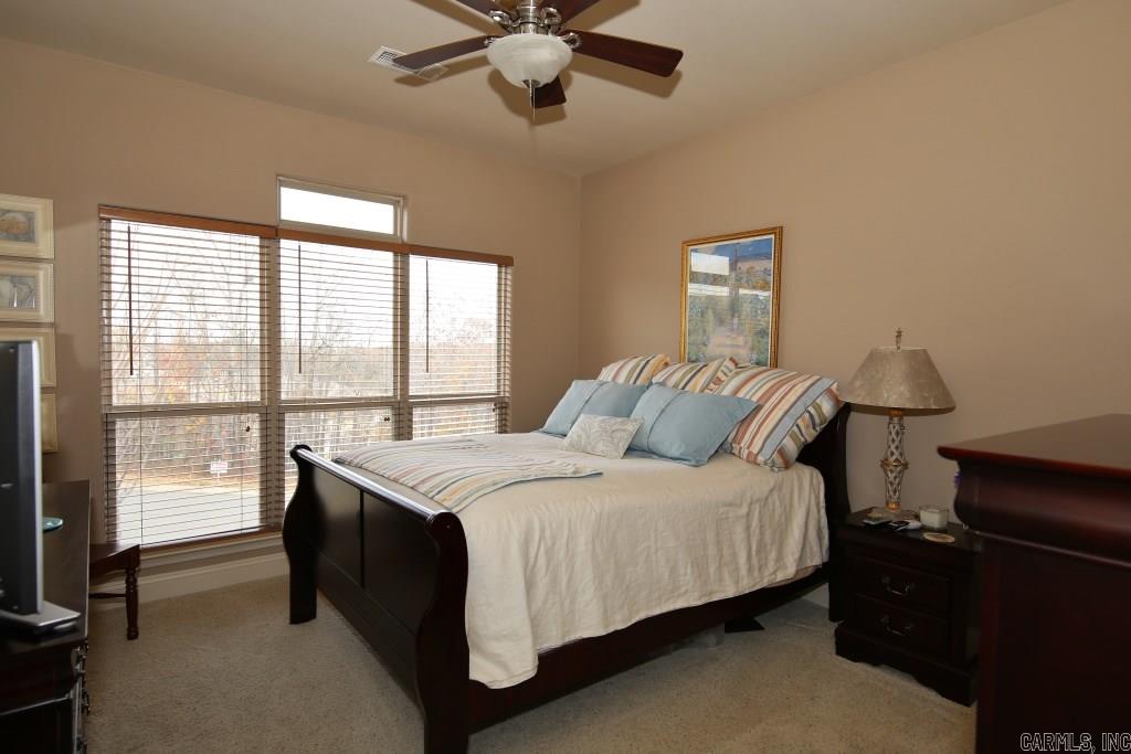OAKBROOKE - Residential