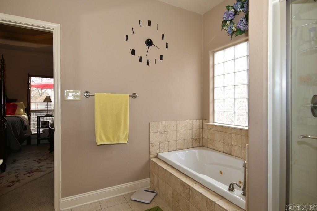 OAKBROOKE - Residential