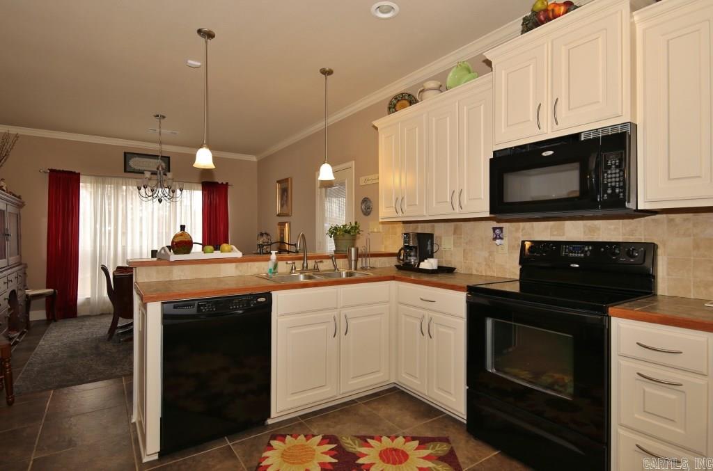 OAKBROOKE - Residential