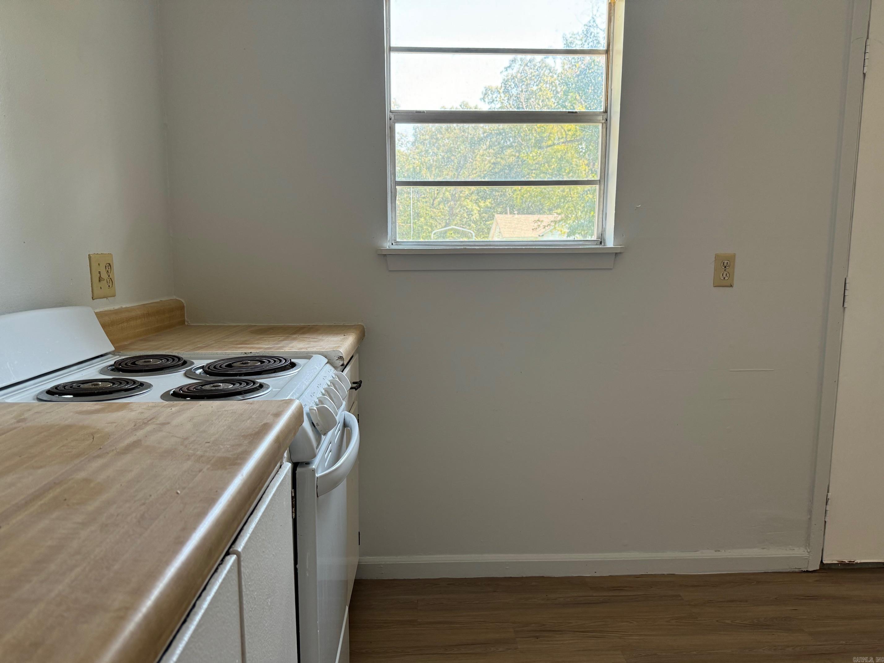 Austin & Taylor - Residential Lease