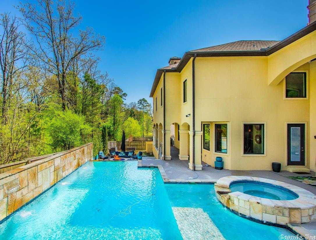 CHENAL VALLEY DEAUVILLE PLACE - Residential