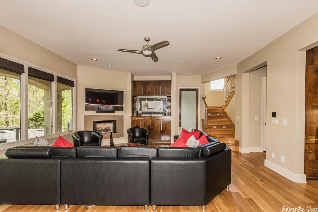 CHENAL VALLEY DEAUVILLE PLACE - Residential