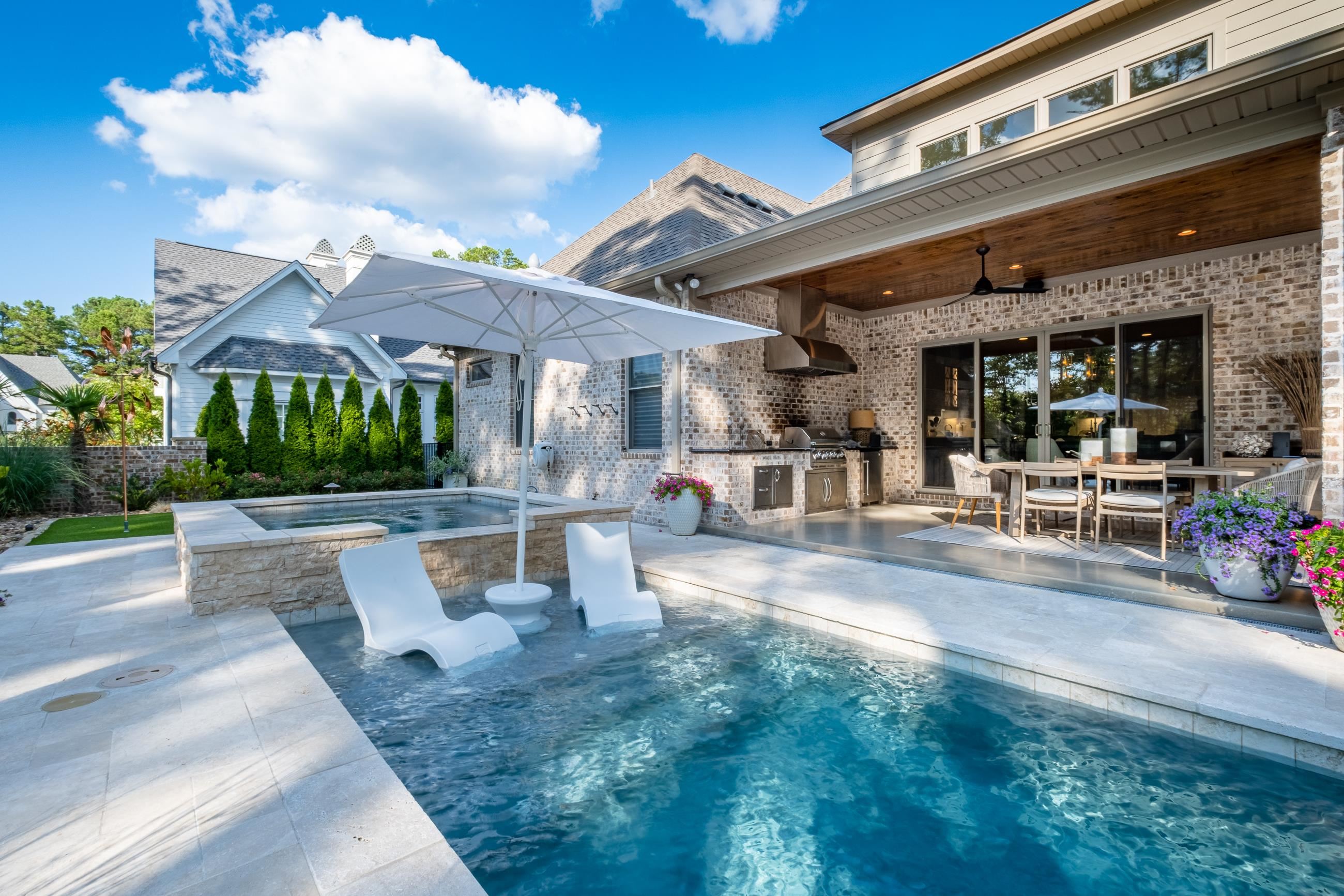 CHENAL VALLEY HALLEN COURT - Residential