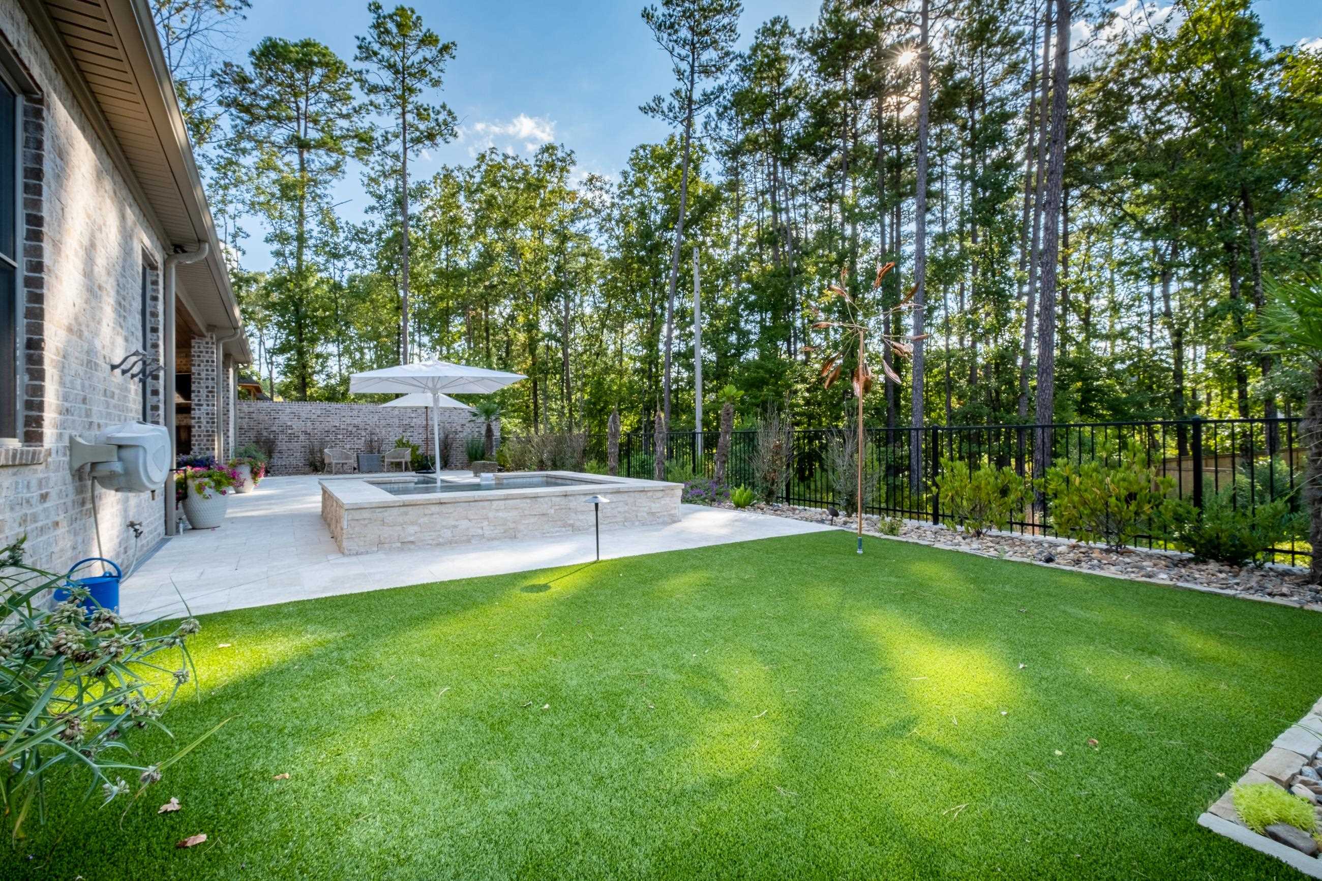 CHENAL VALLEY HALLEN COURT - Residential