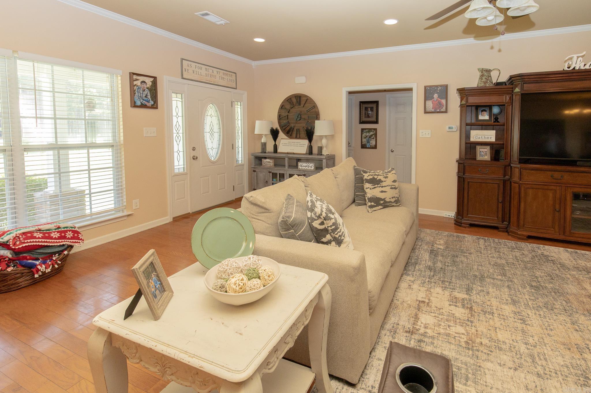 OLIVIA ESTATES - Residential