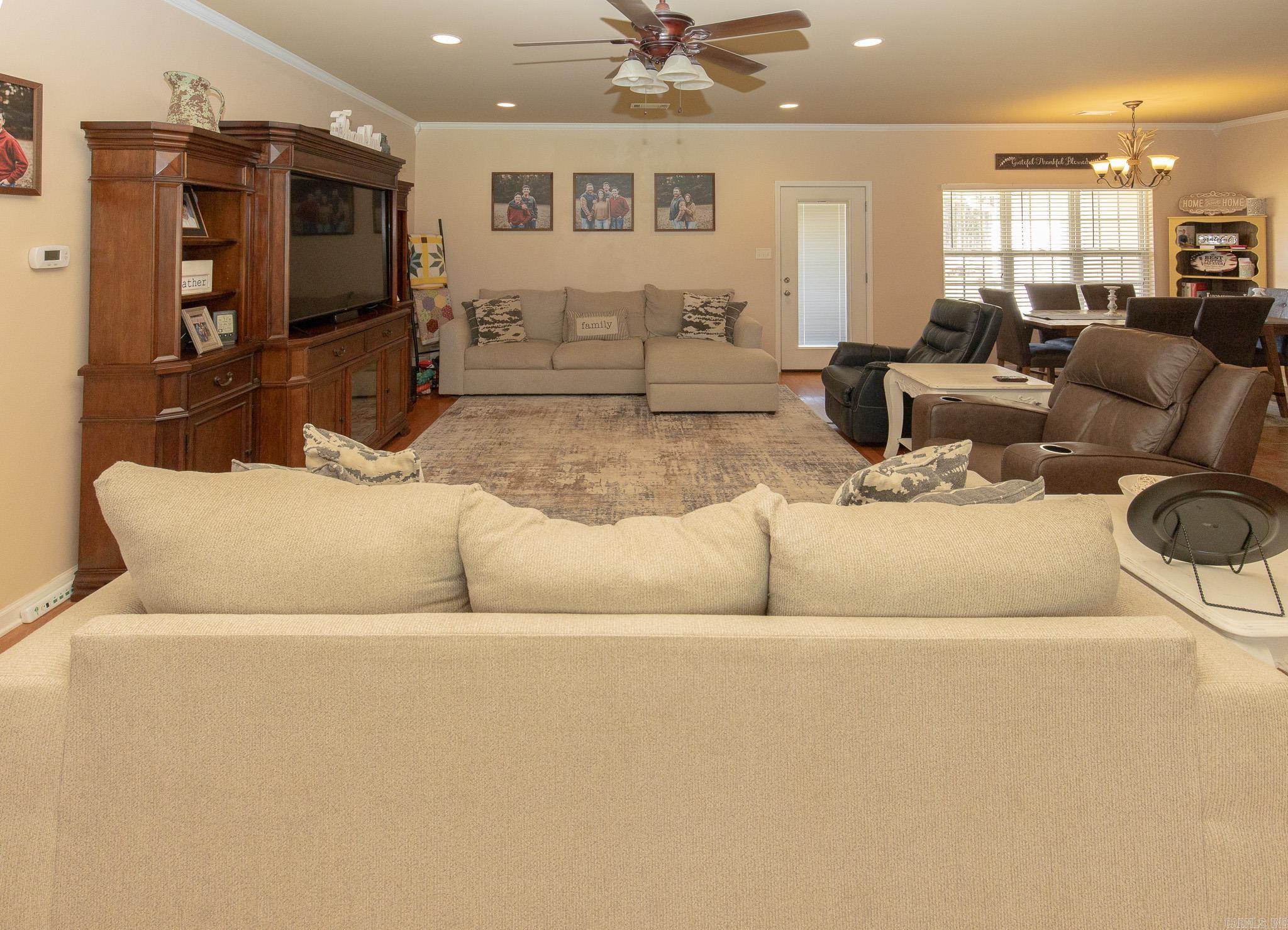 OLIVIA ESTATES - Residential