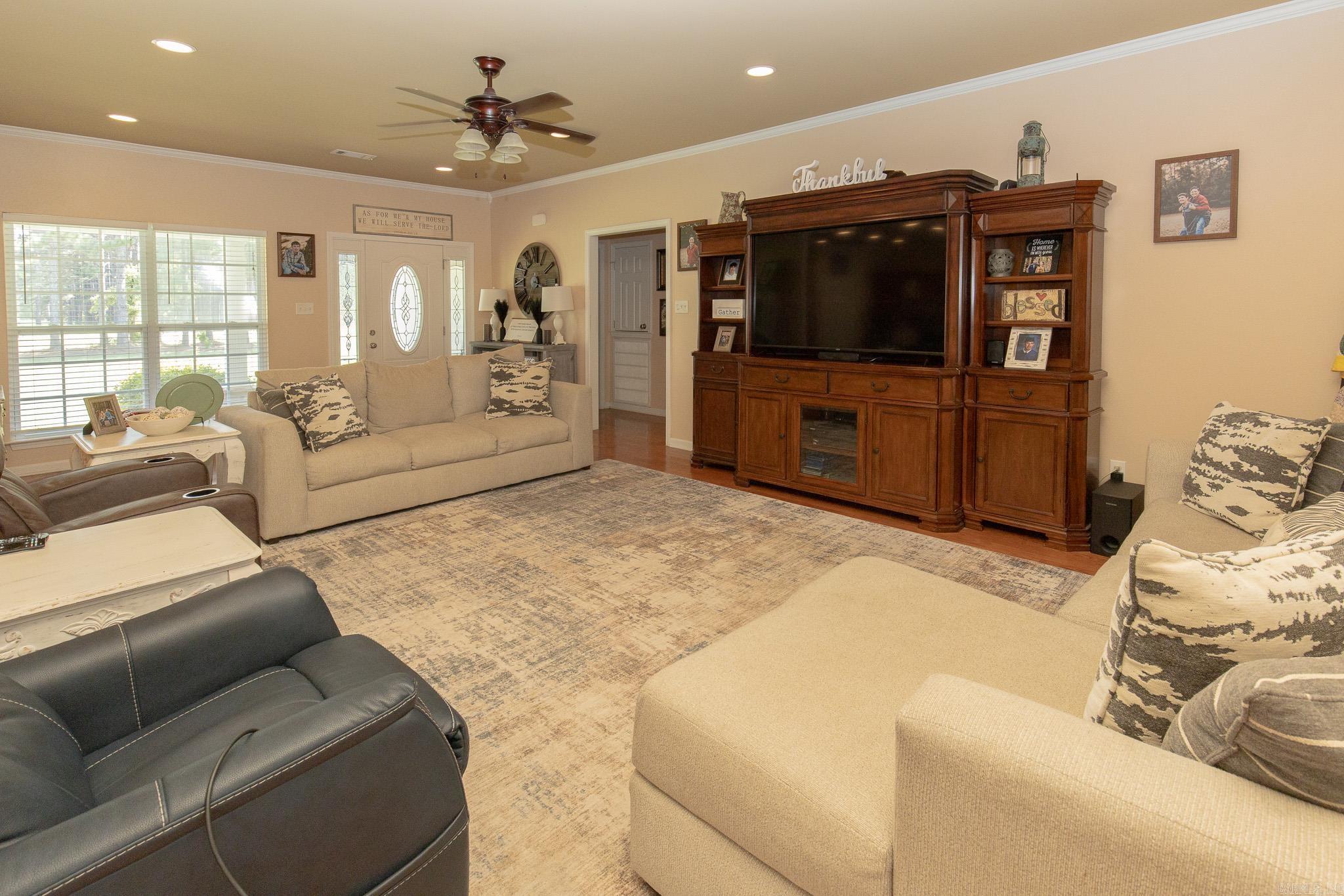 OLIVIA ESTATES - Residential