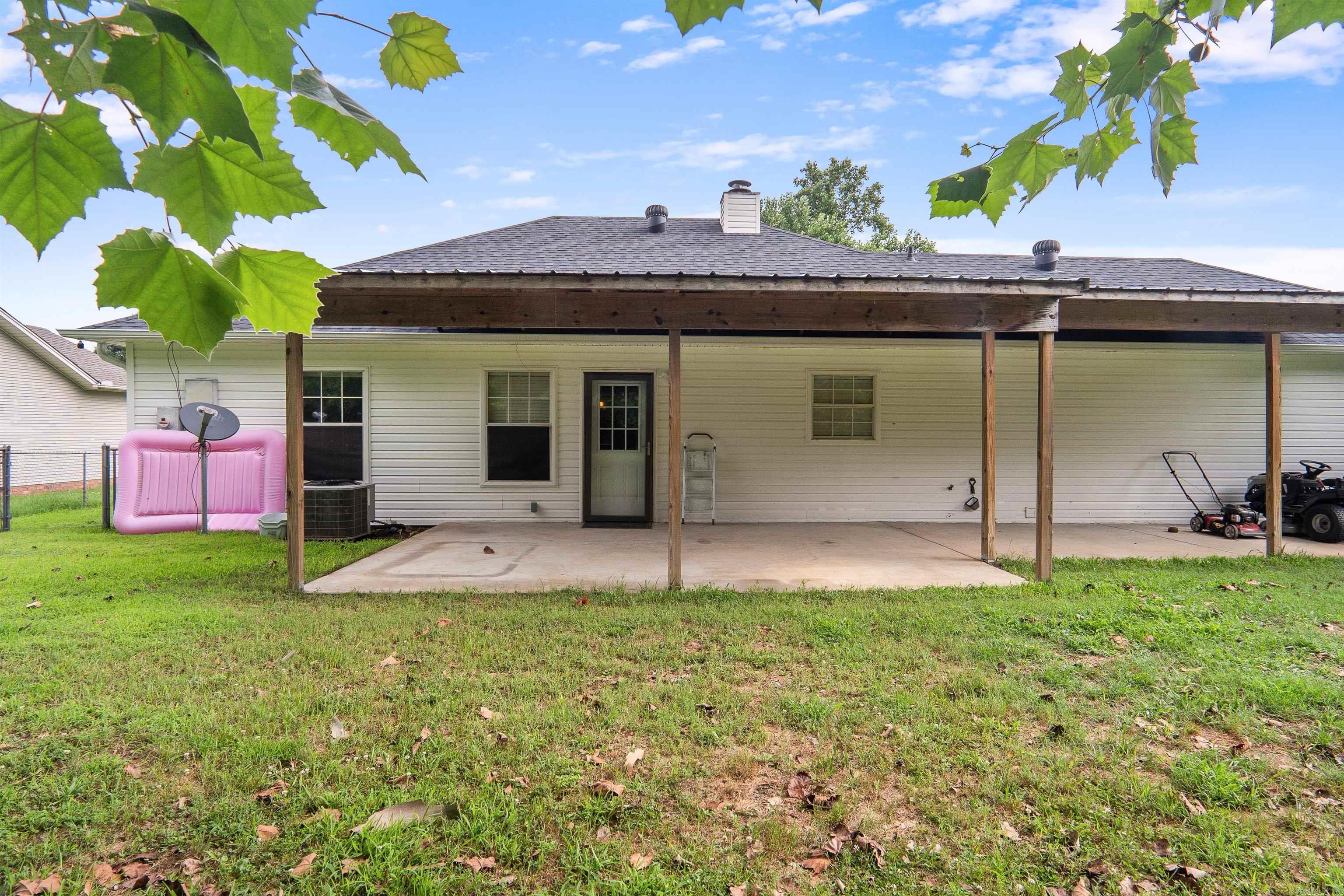 COUNTRY WOOD SUB UNIT - Residential