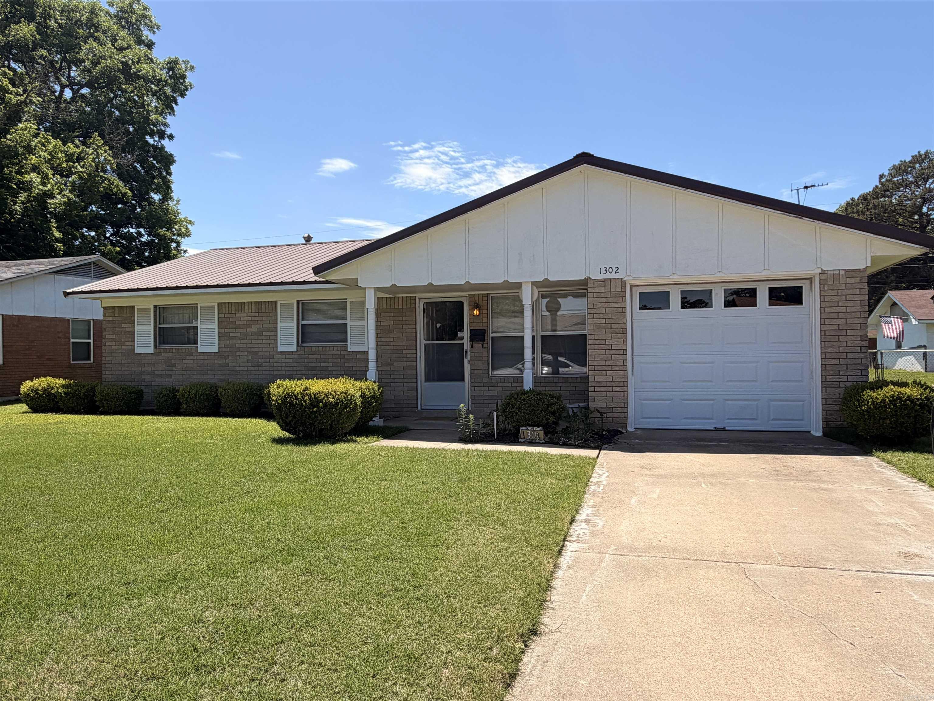 BROADMOOR - Residential