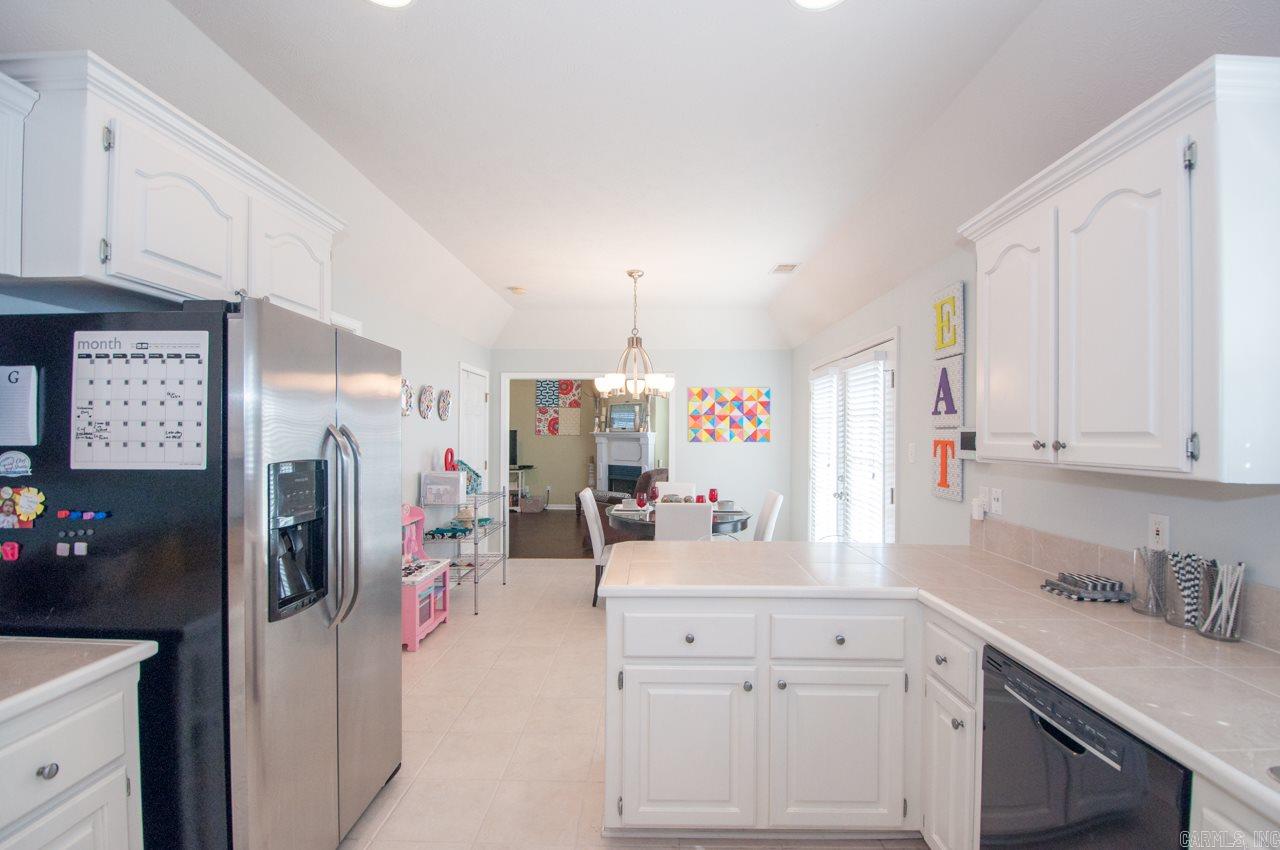 DIAMOND POINTE - Residential