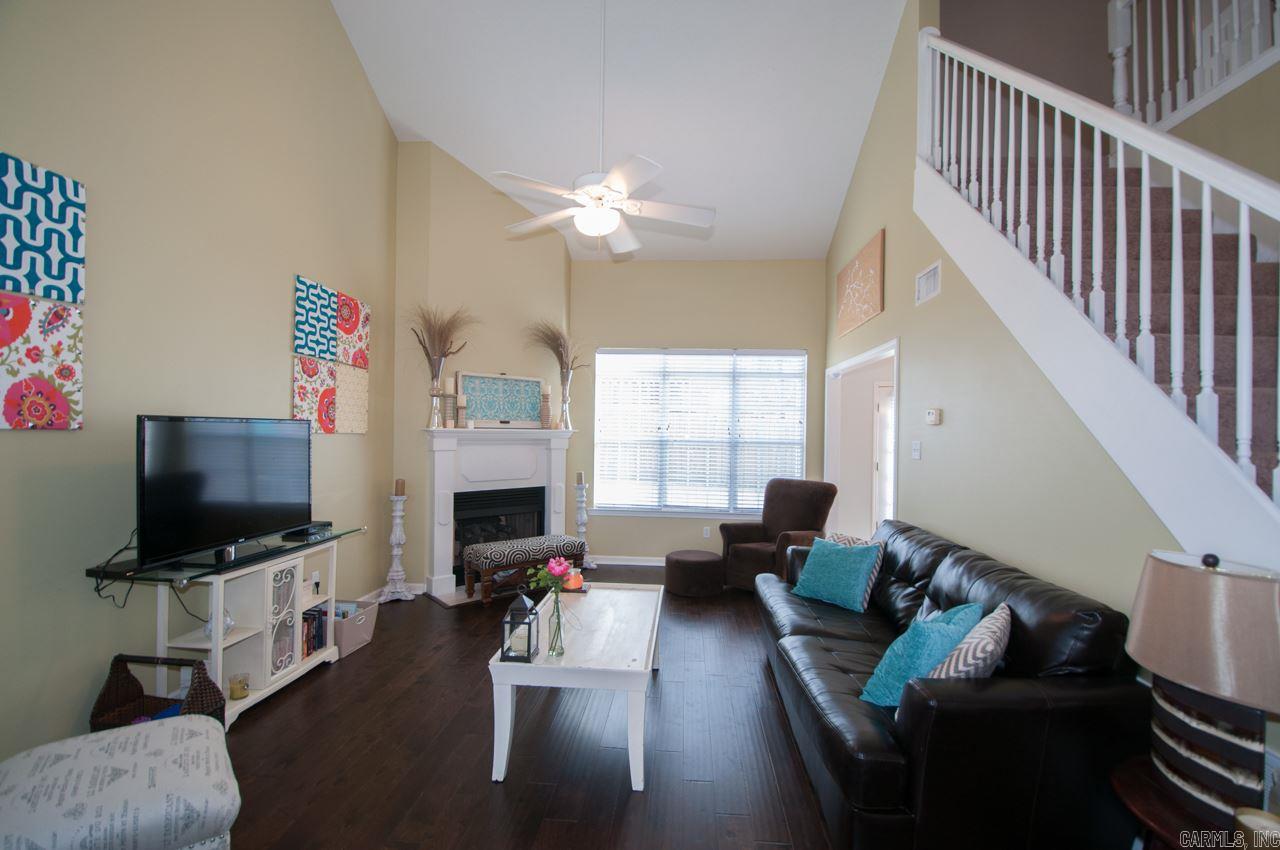 DIAMOND POINTE - Residential