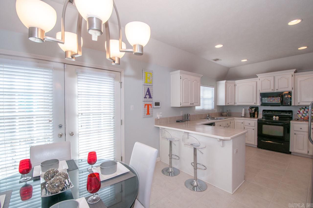 DIAMOND POINTE - Residential