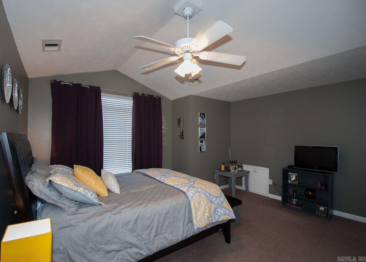 DIAMOND POINTE - Residential