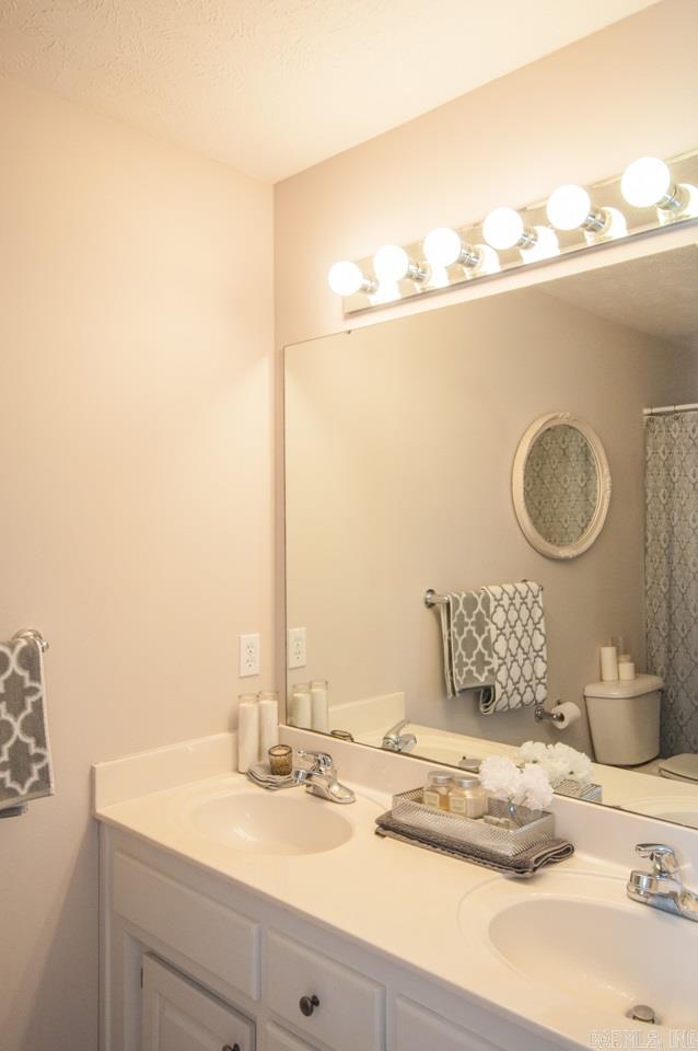 DIAMOND POINTE - Residential