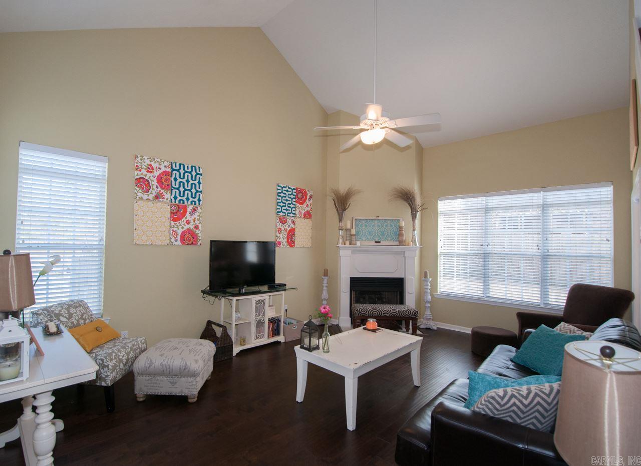 DIAMOND POINTE - Residential
