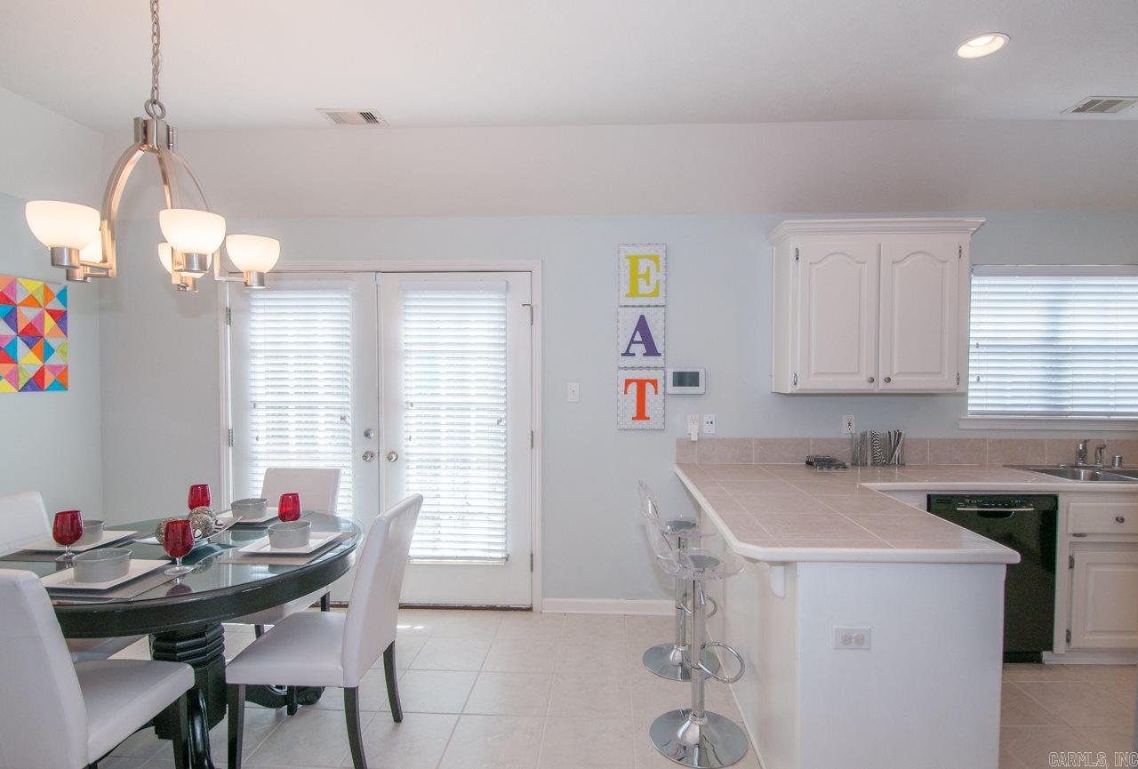 DIAMOND POINTE - Residential