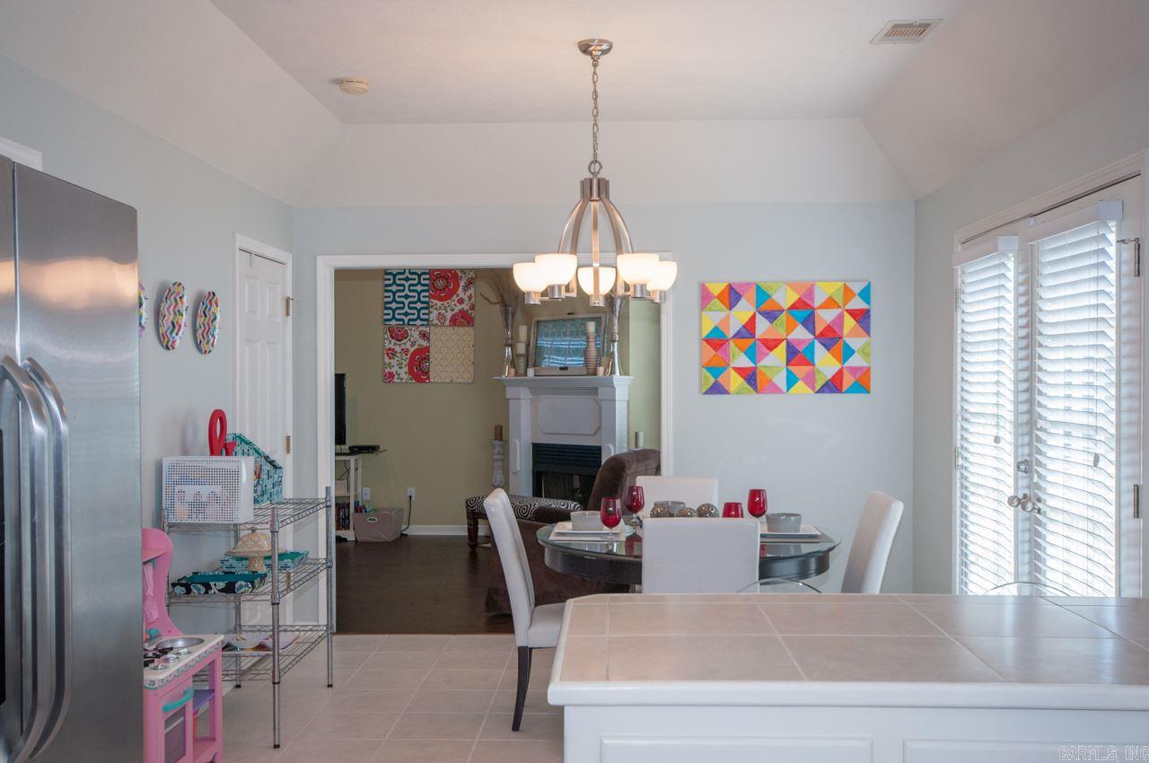 DIAMOND POINTE - Residential