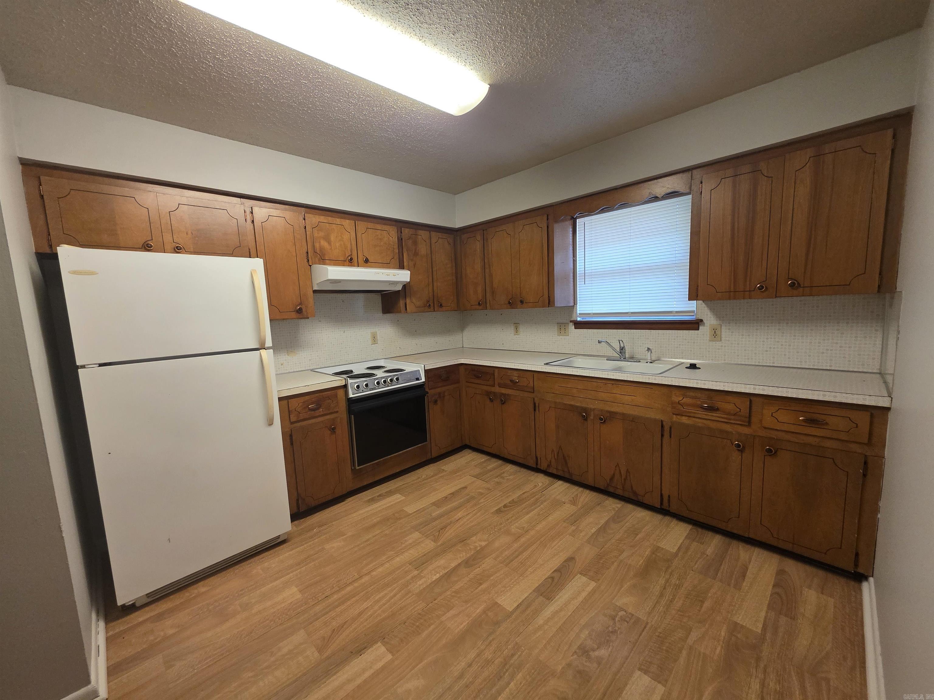 Oak View Annex #1 - Residential Lease