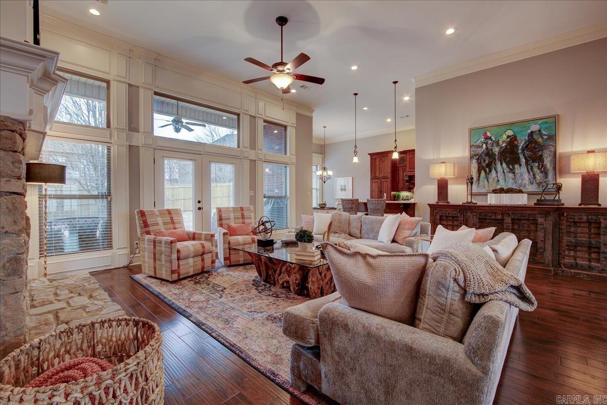 WEST WINDS UNIT - Residential