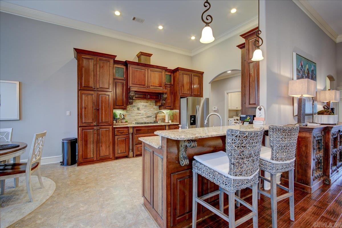 WEST WINDS UNIT - Residential