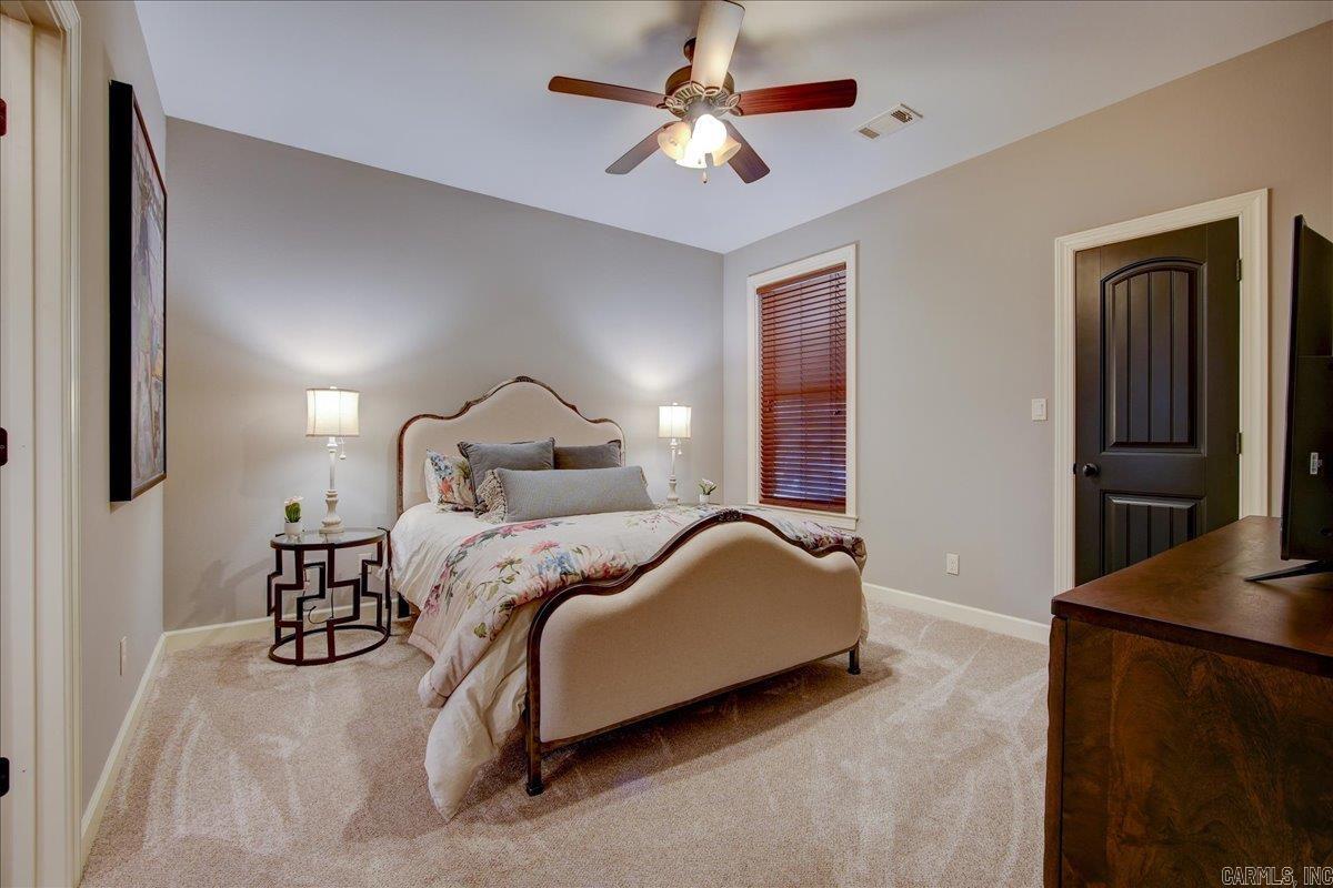 WEST WINDS UNIT - Residential