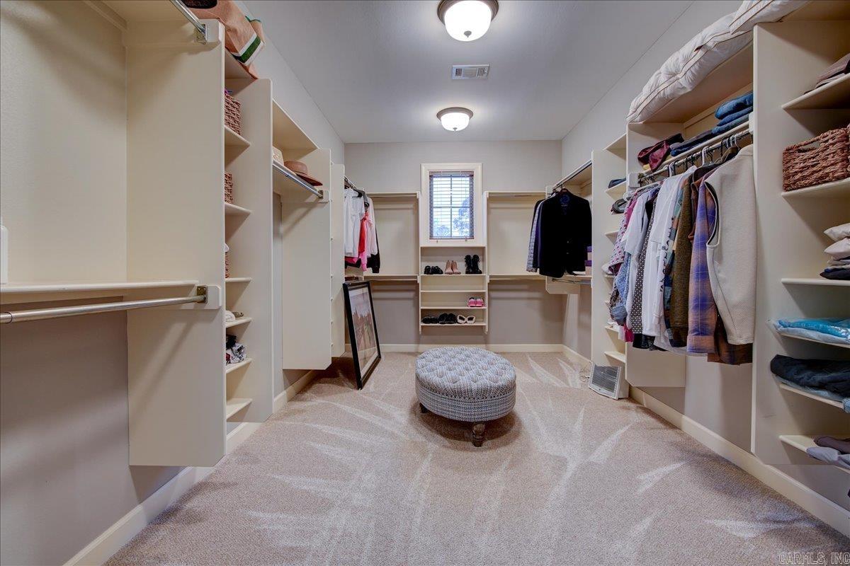 WEST WINDS UNIT - Residential