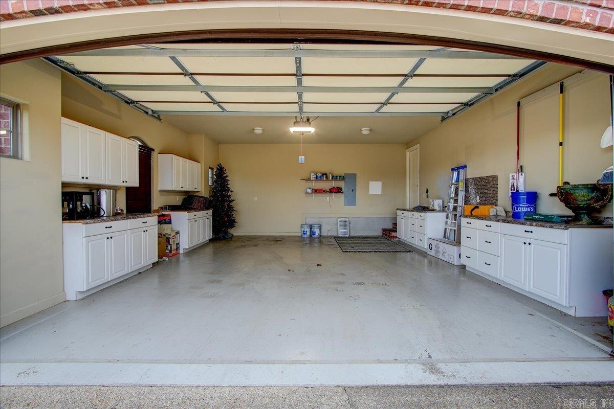 WEST WINDS UNIT - Residential