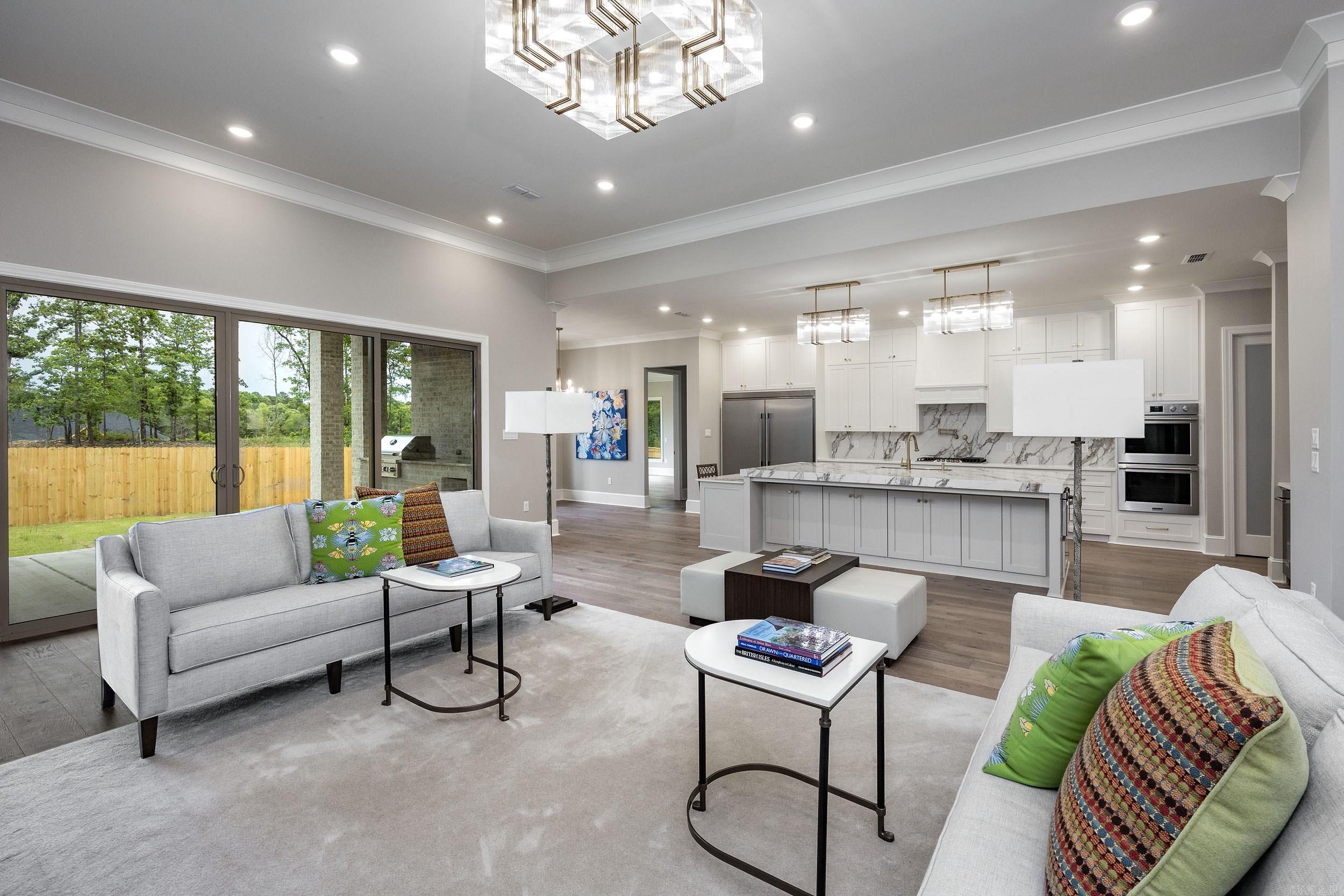 CHENAL VALLEY ABINGTON COURT - Residential