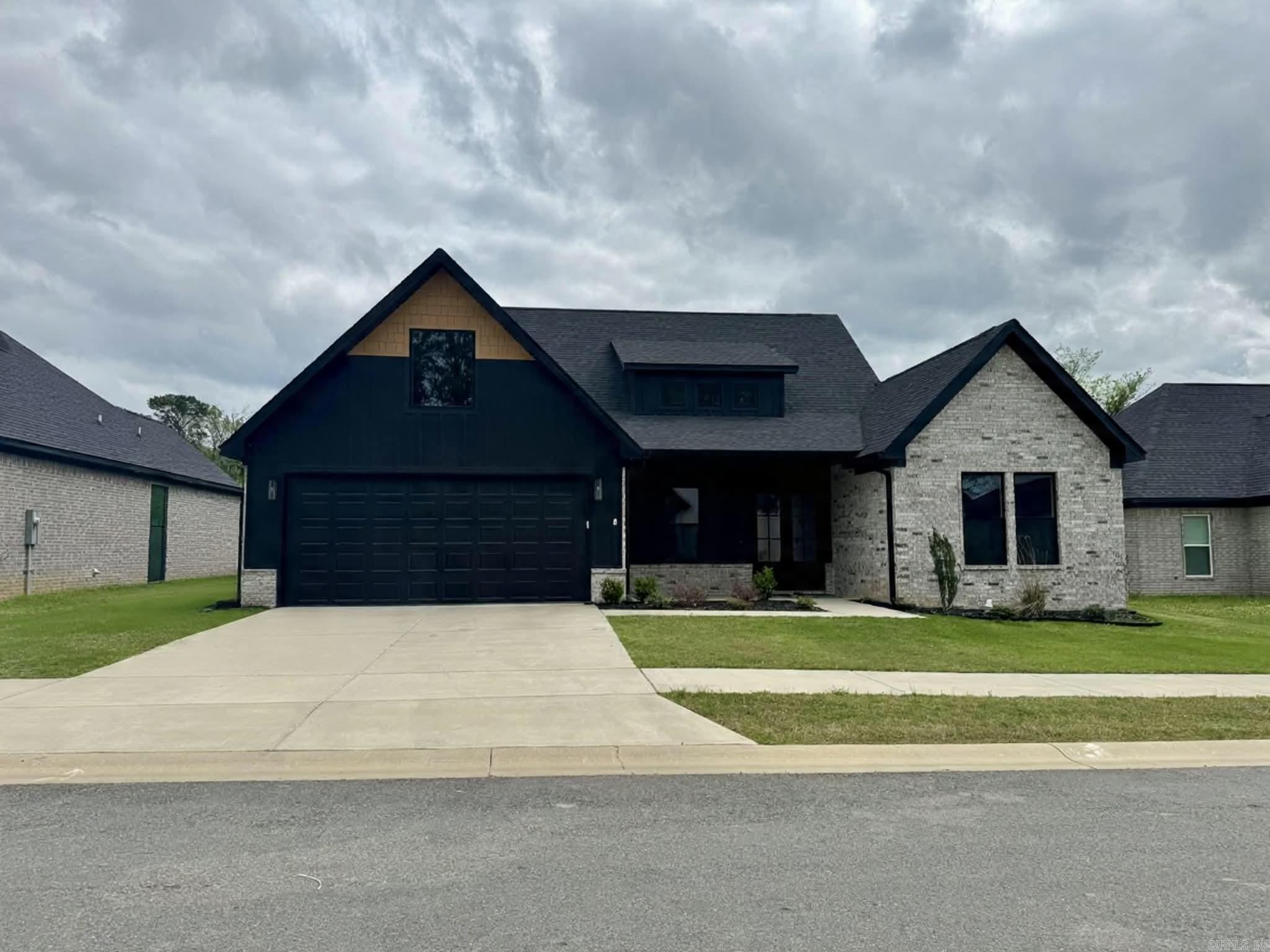 SARATOGA PLACE SUBDIVISION - Residential