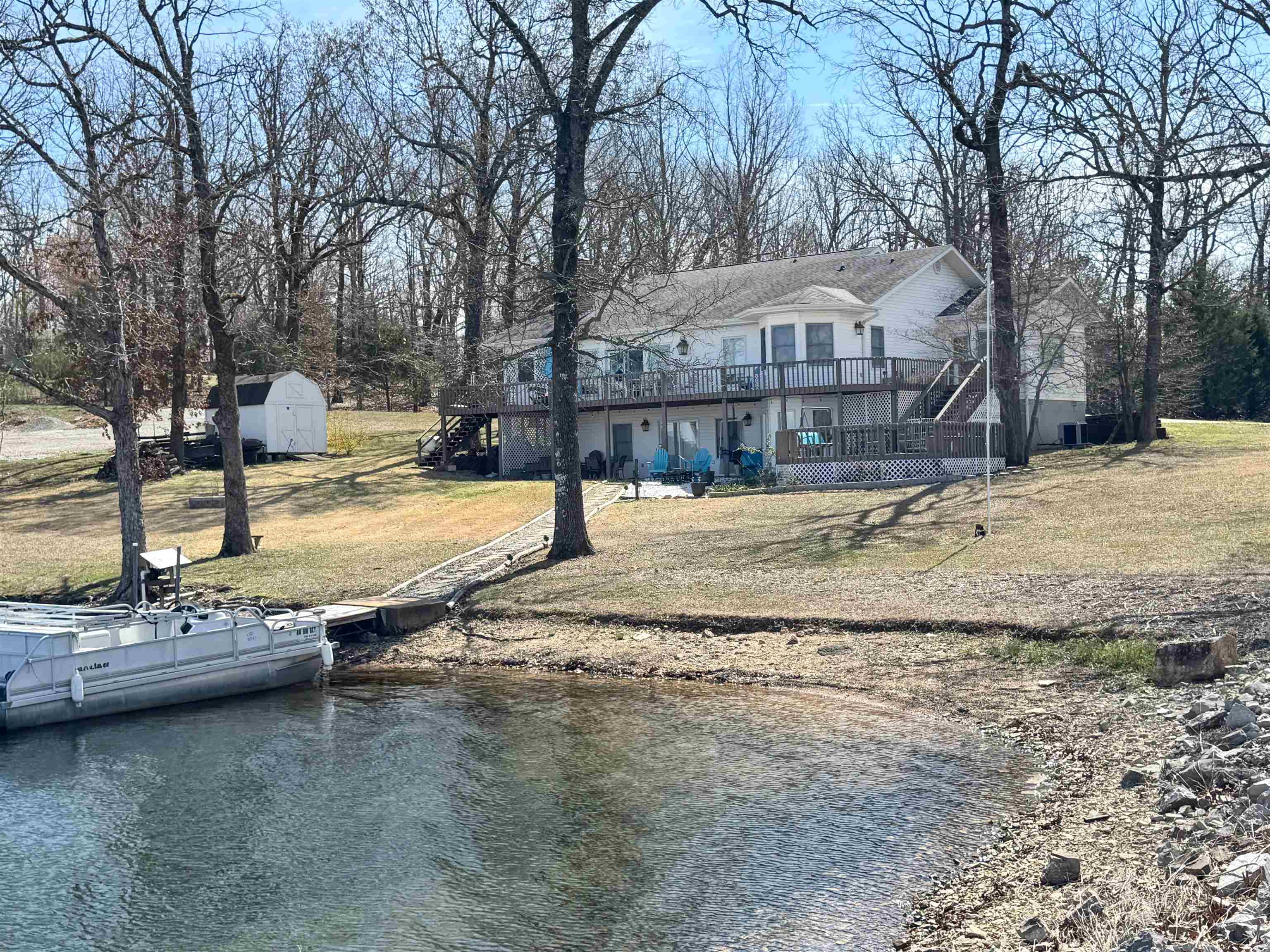 SOUTH SHORE - Residential