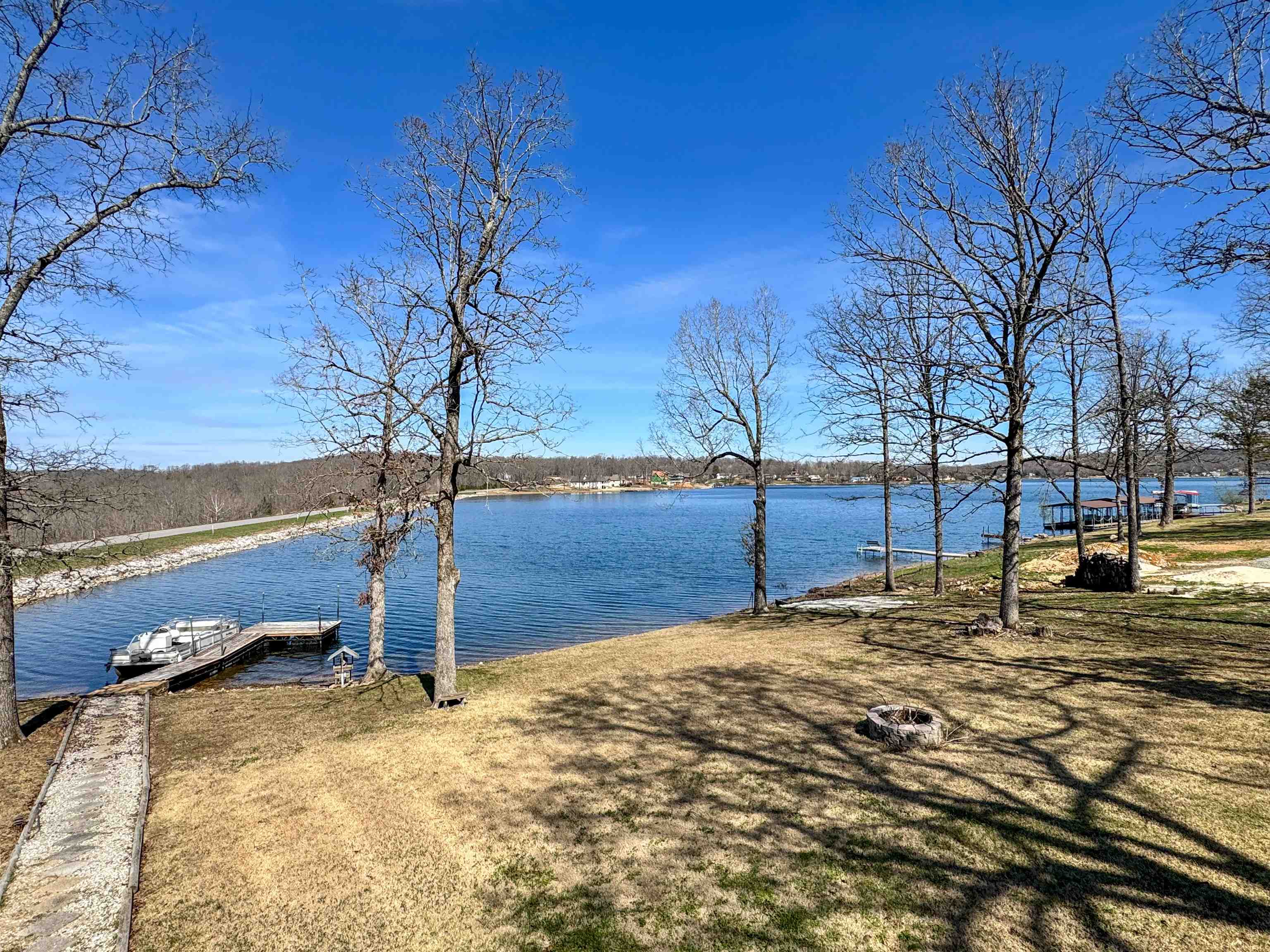 SOUTH SHORE - Residential