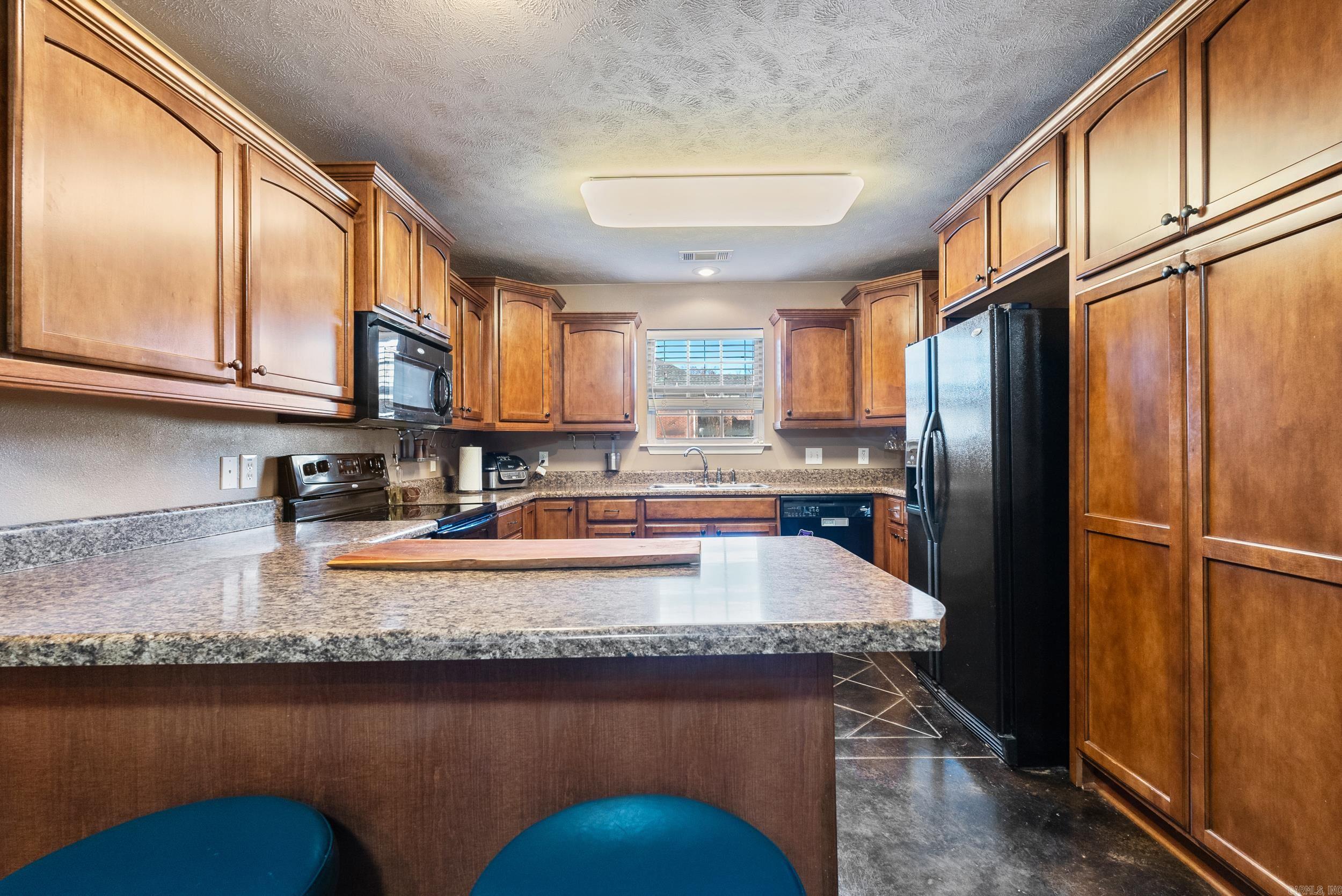Cedar Knolls Loop - Residential