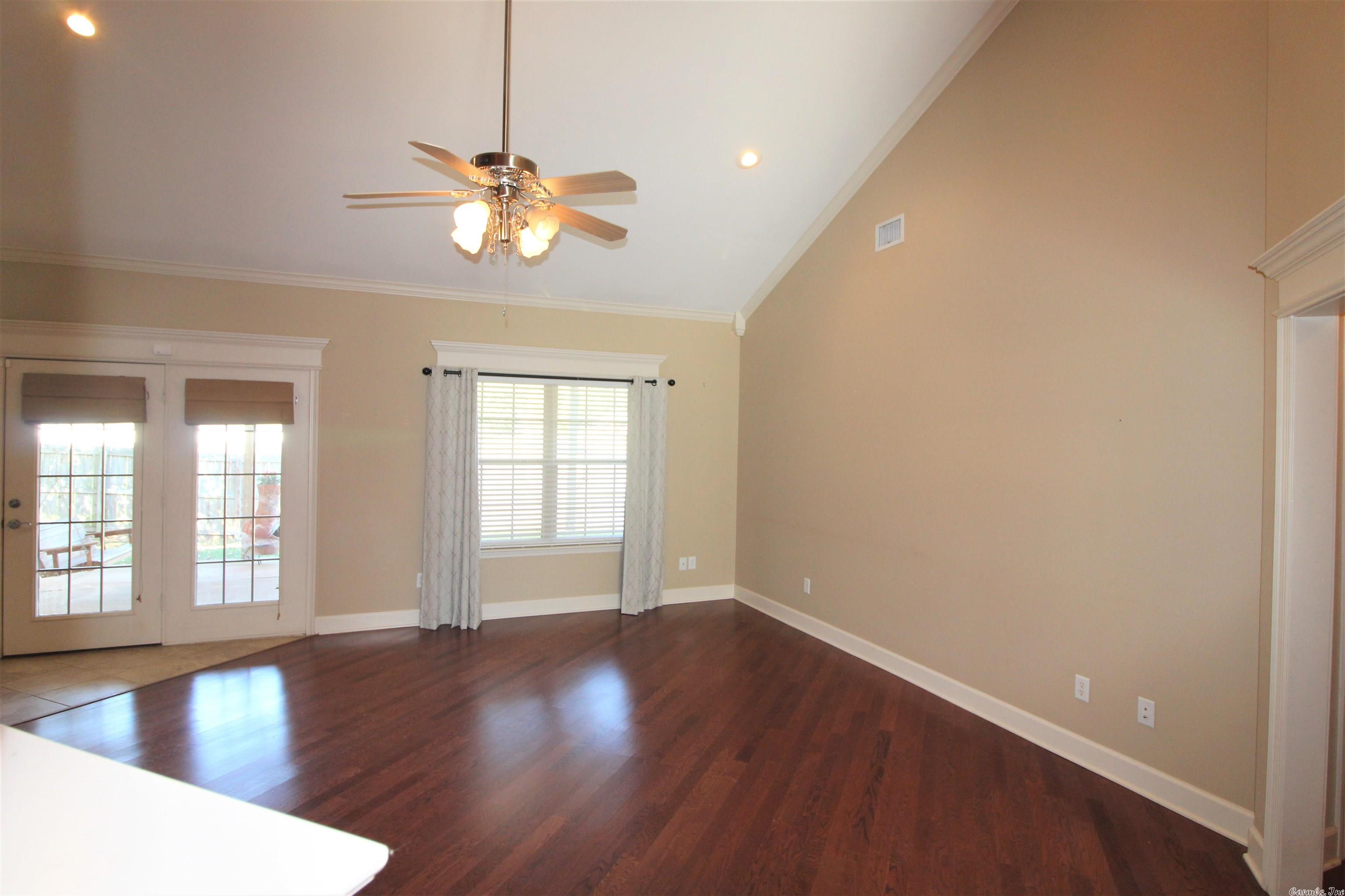 SILVER SPRINGS PH I - Residential