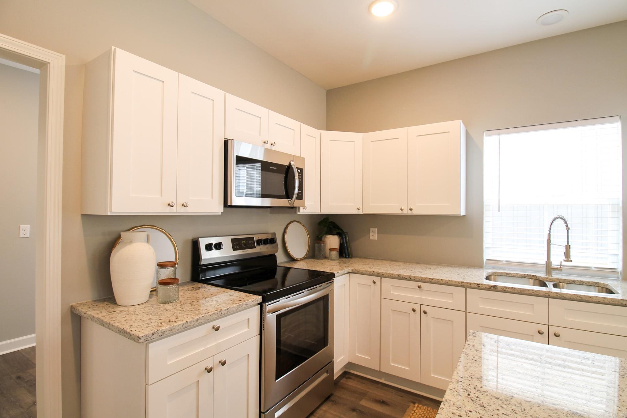 Leawood - Residential Income