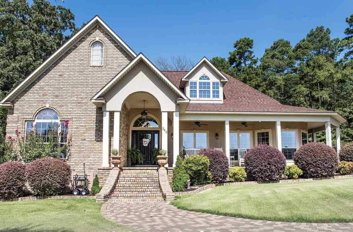 MAPLEWOOD ESTATES - Residential