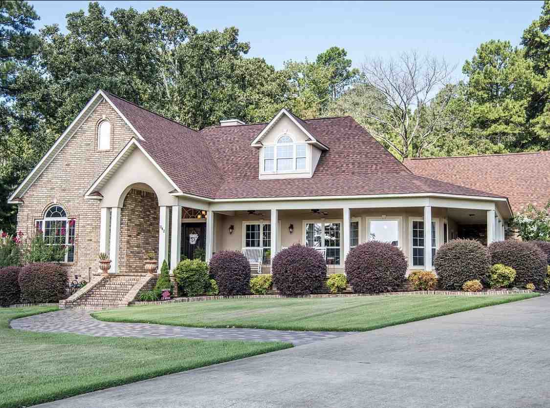MAPLEWOOD ESTATES - Residential