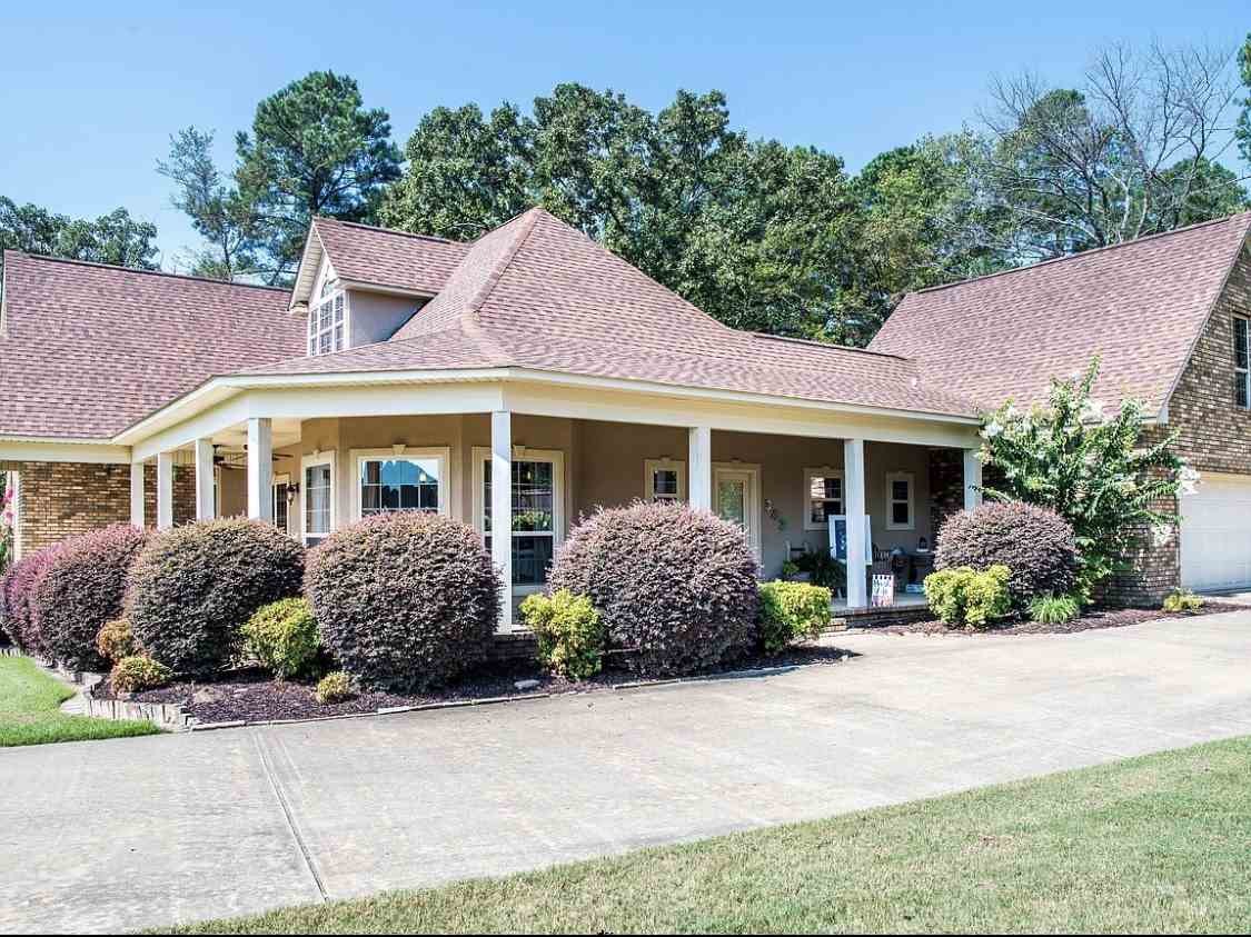 MAPLEWOOD ESTATES - Residential