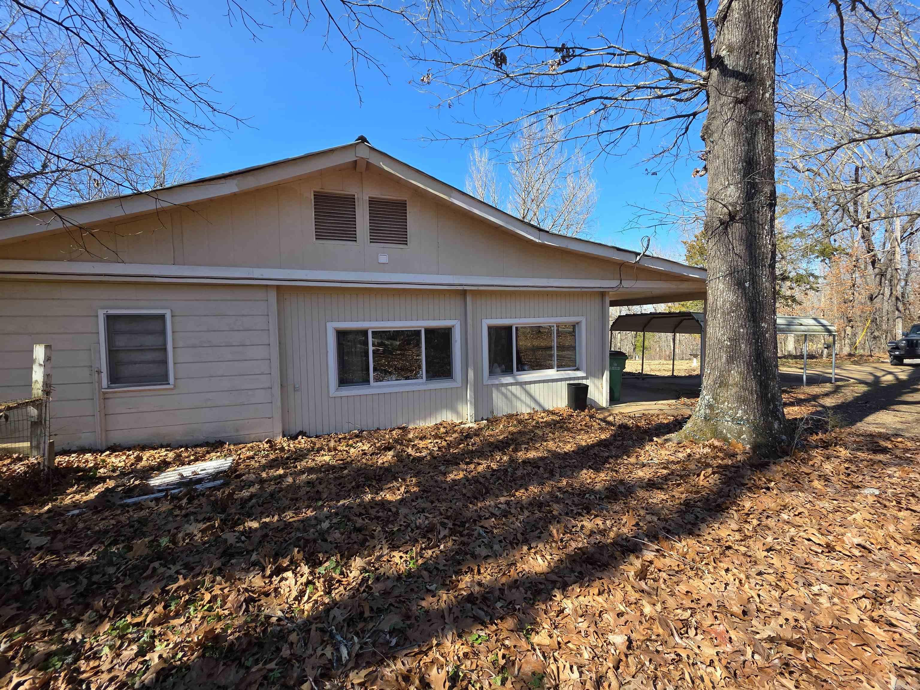 CHICKASAW - Residential