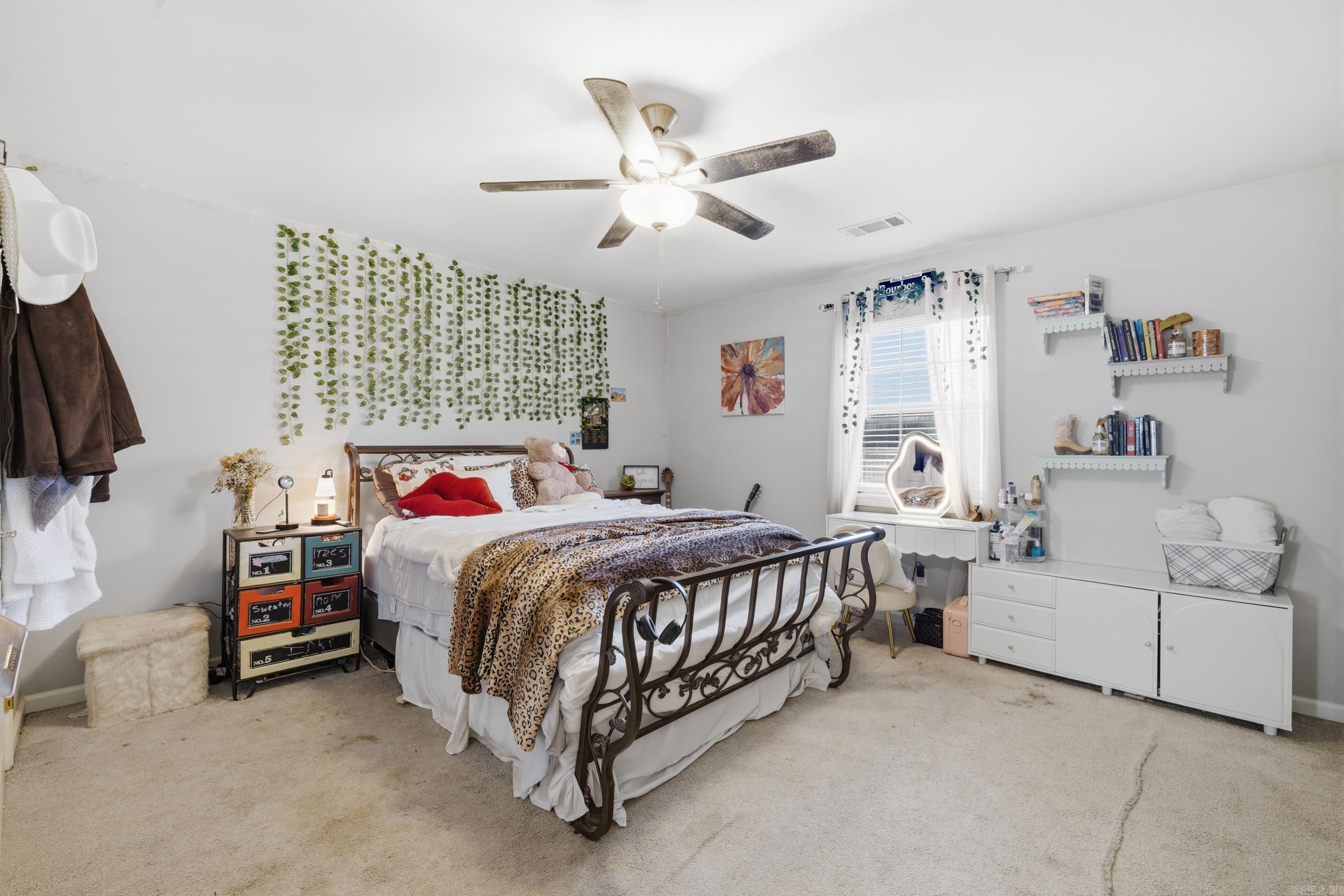 CARMALOT ACRES - Residential