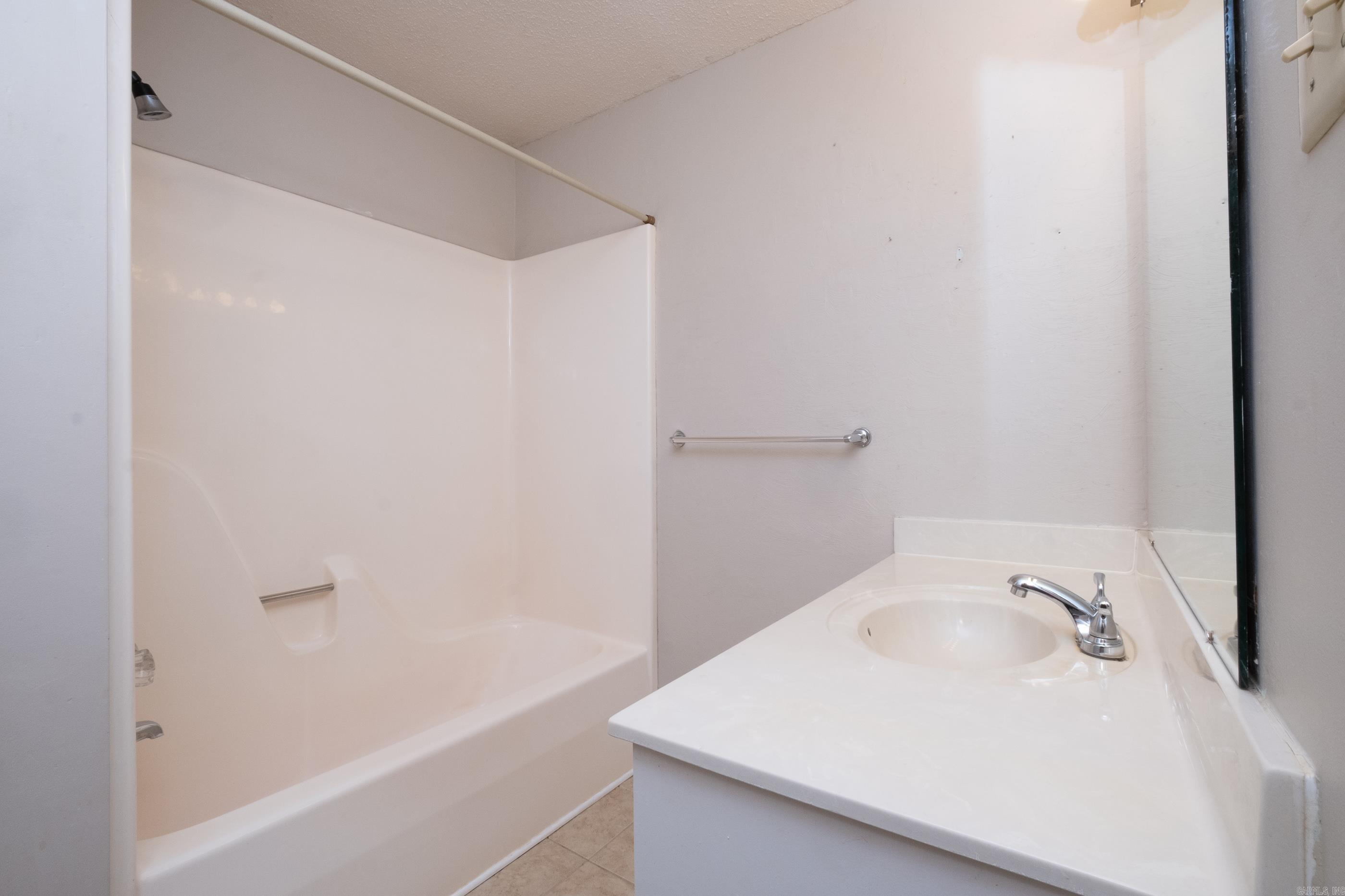 GIBRALTER HGTS - Residential