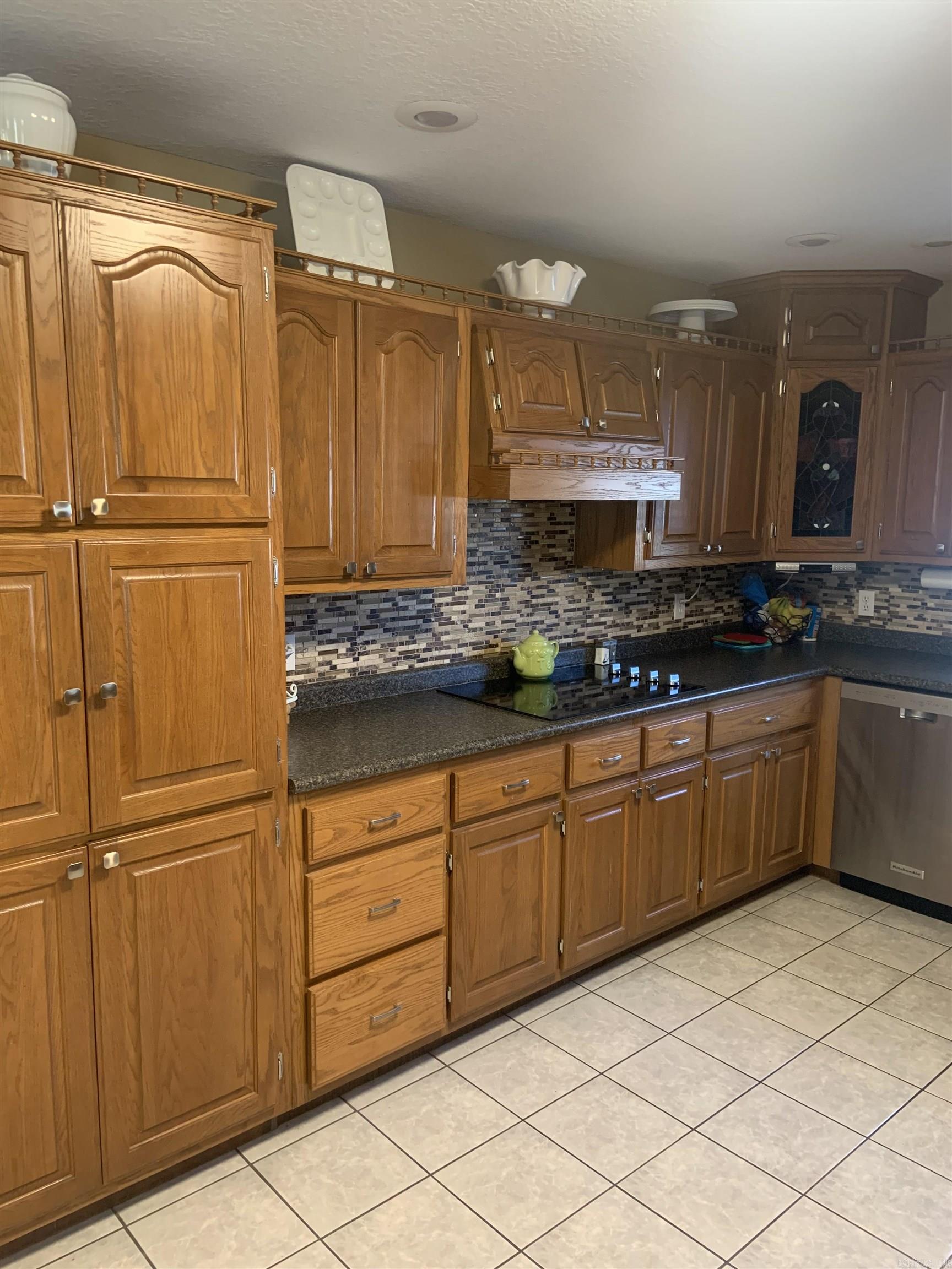 QUAIL MEADOWS - Residential