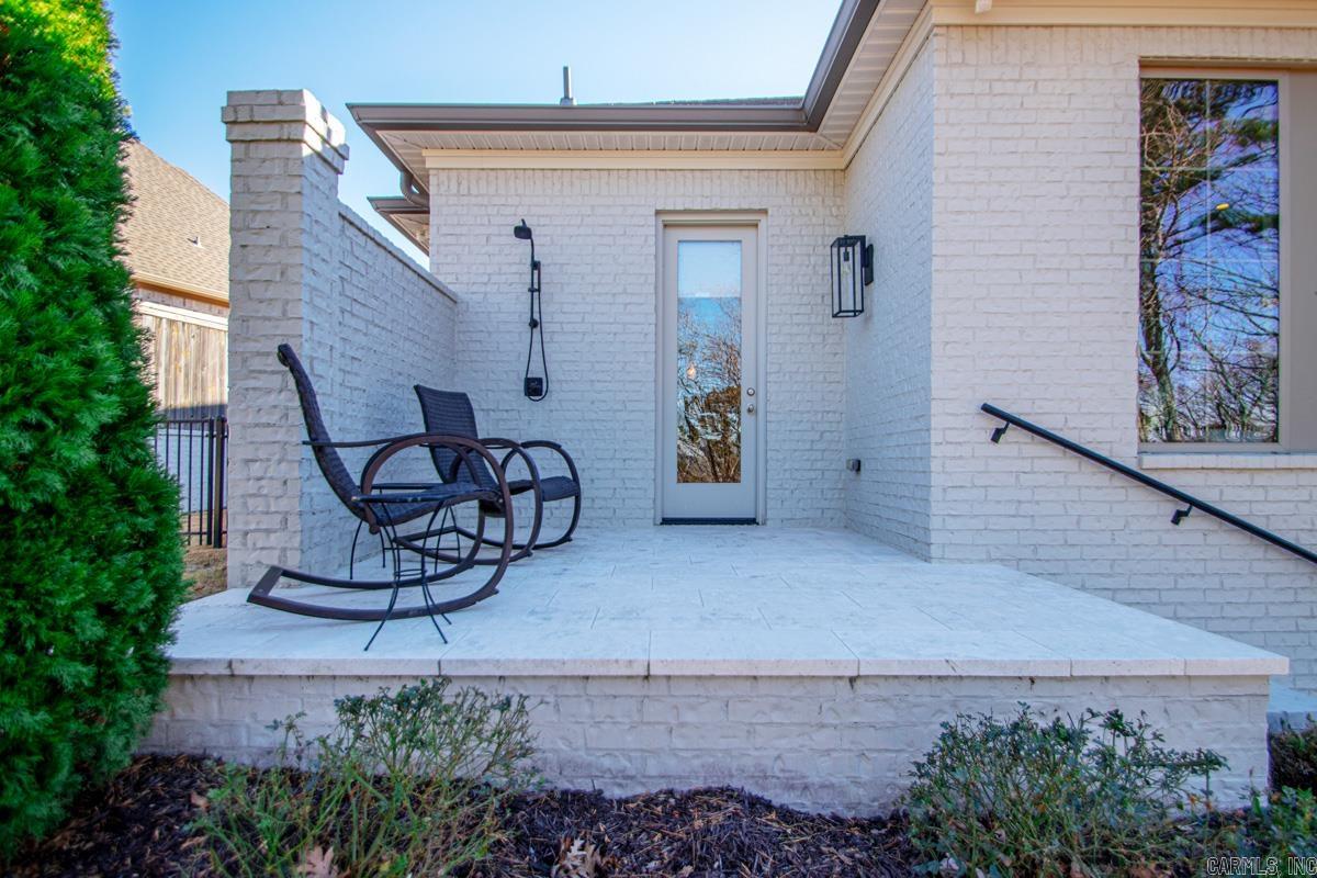 CHENAL VALLEY "FALSTONE COURT" - Residential