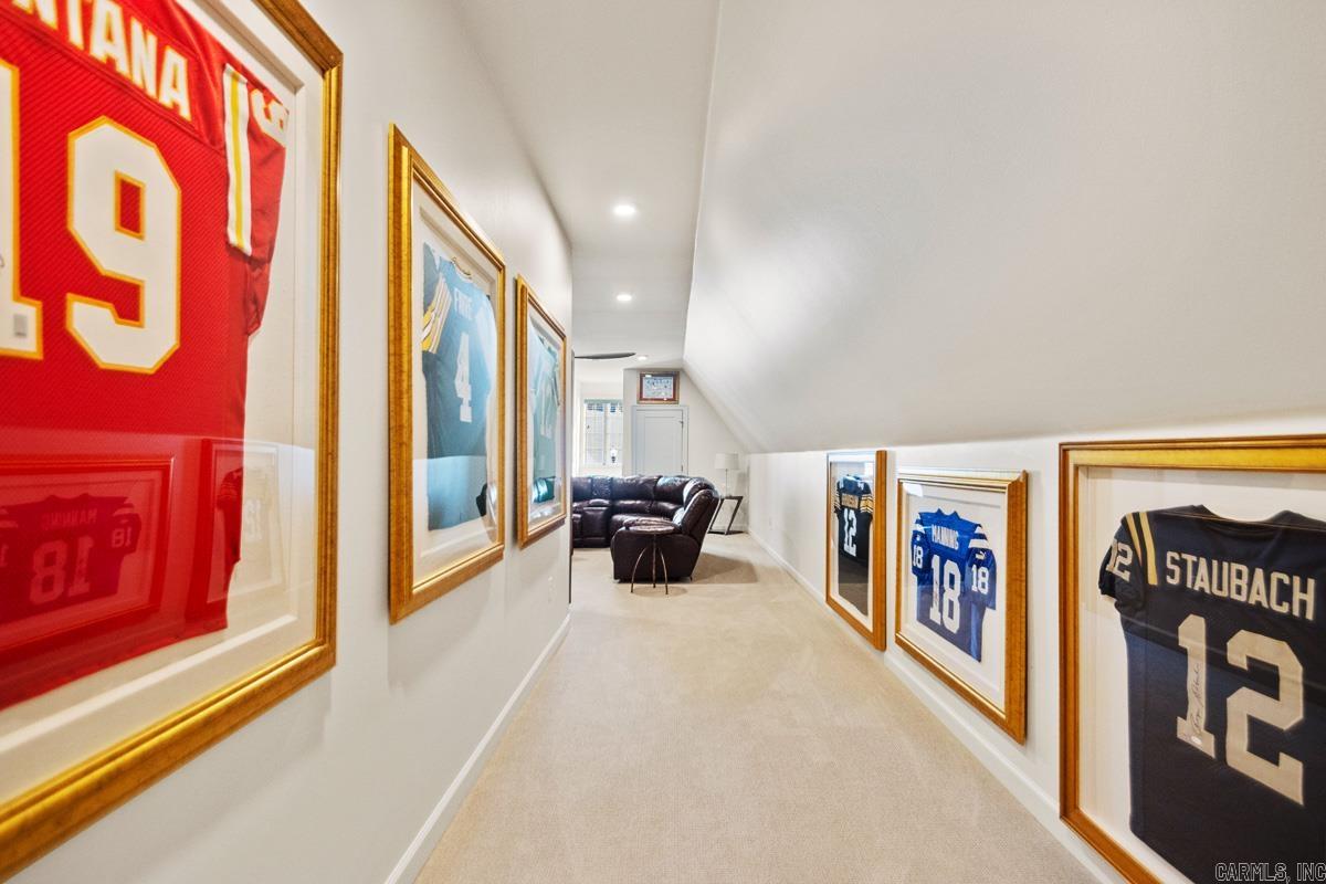 CHENAL VALLEY "FALSTONE COURT" - Residential