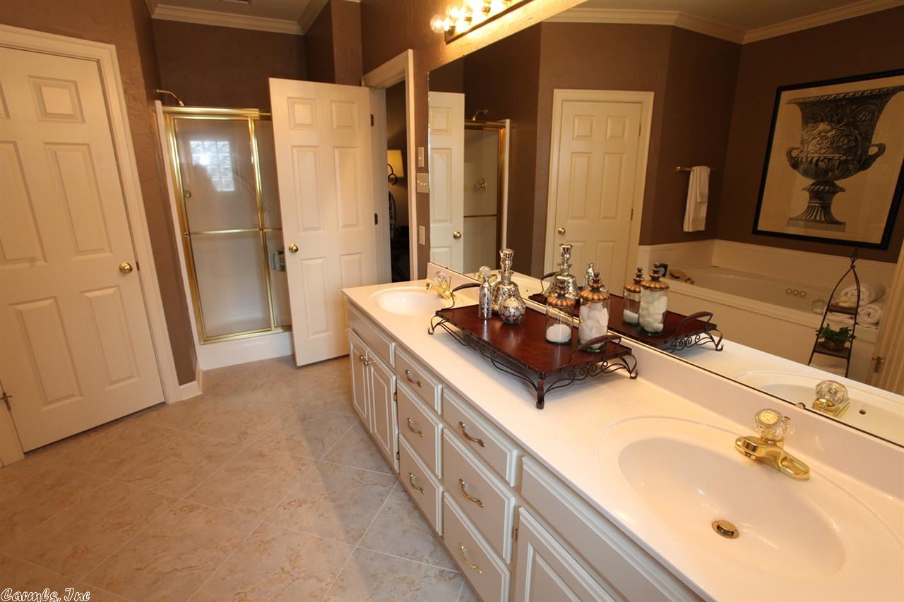 Royal Oaks - Residential