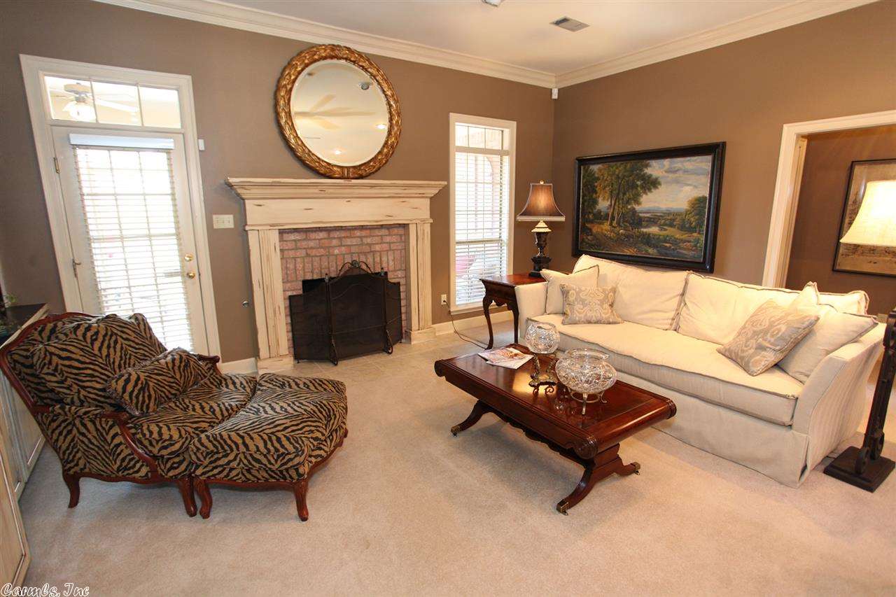 Royal Oaks - Residential