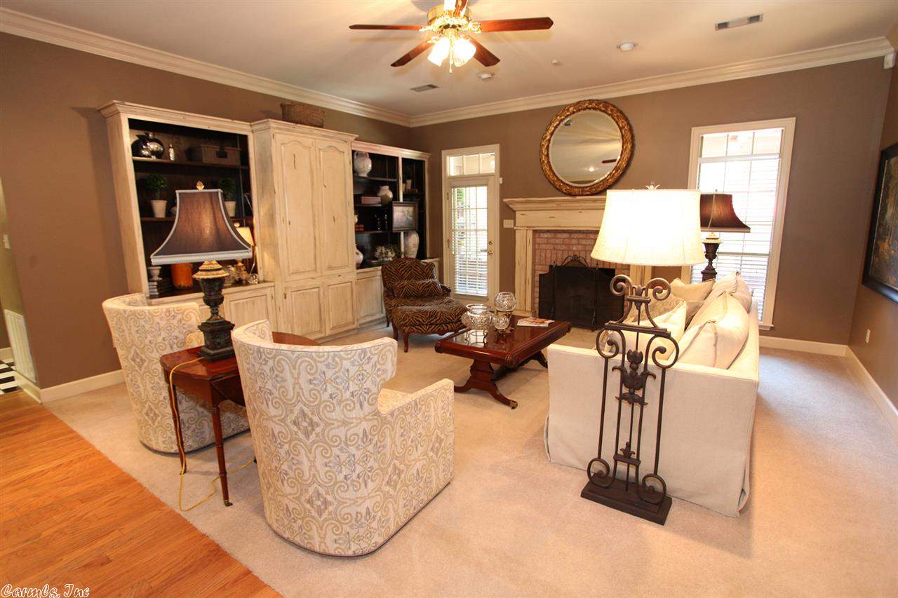 Royal Oaks - Residential